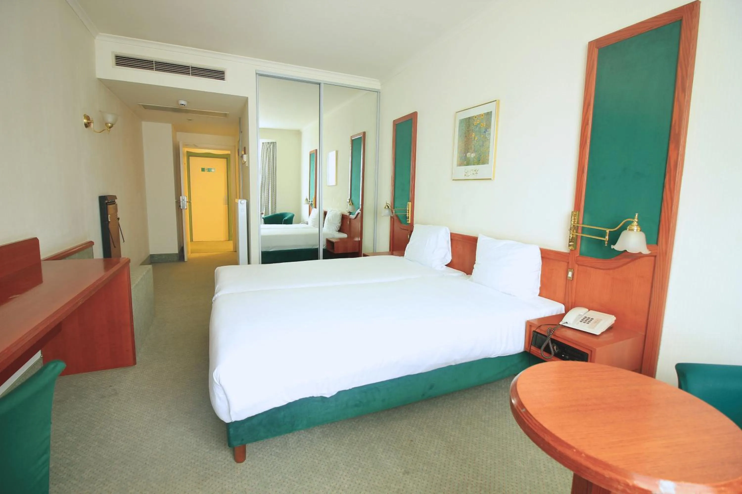 Bed in Hotel Le Dome