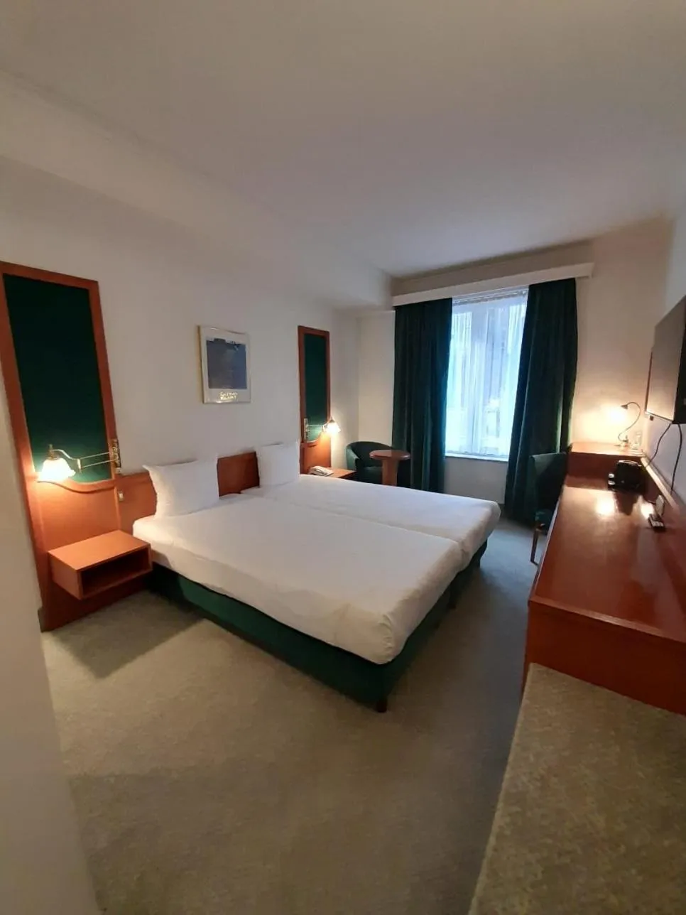 Bed in Hotel Le Dome