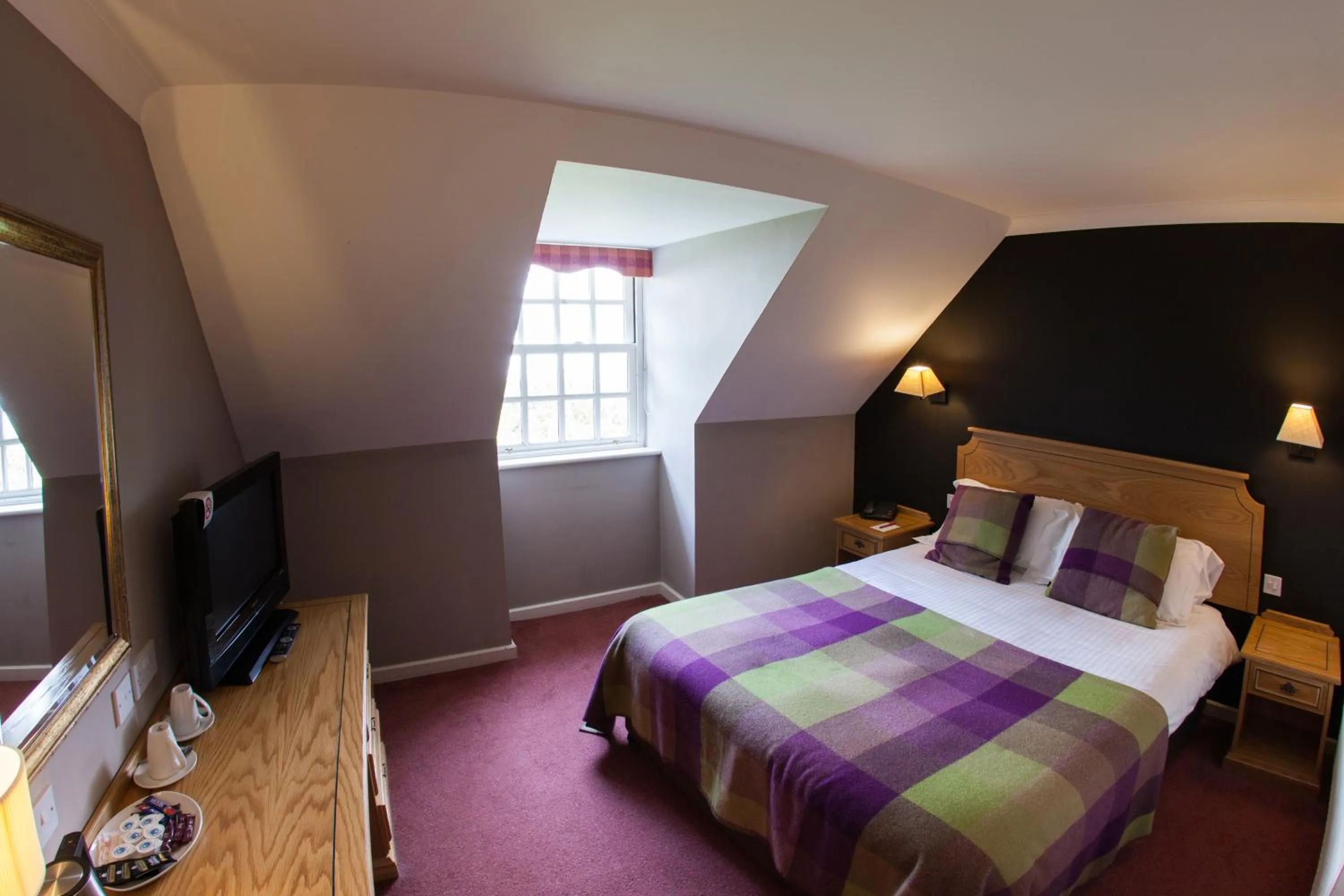 Bedroom, Bed in Barony Castle Hotel