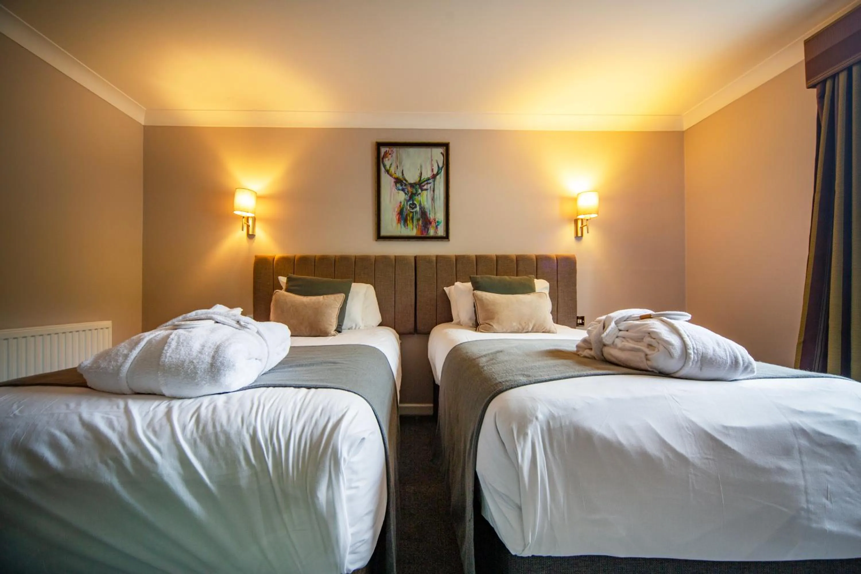 Bedroom, Bed in Barony Castle Hotel