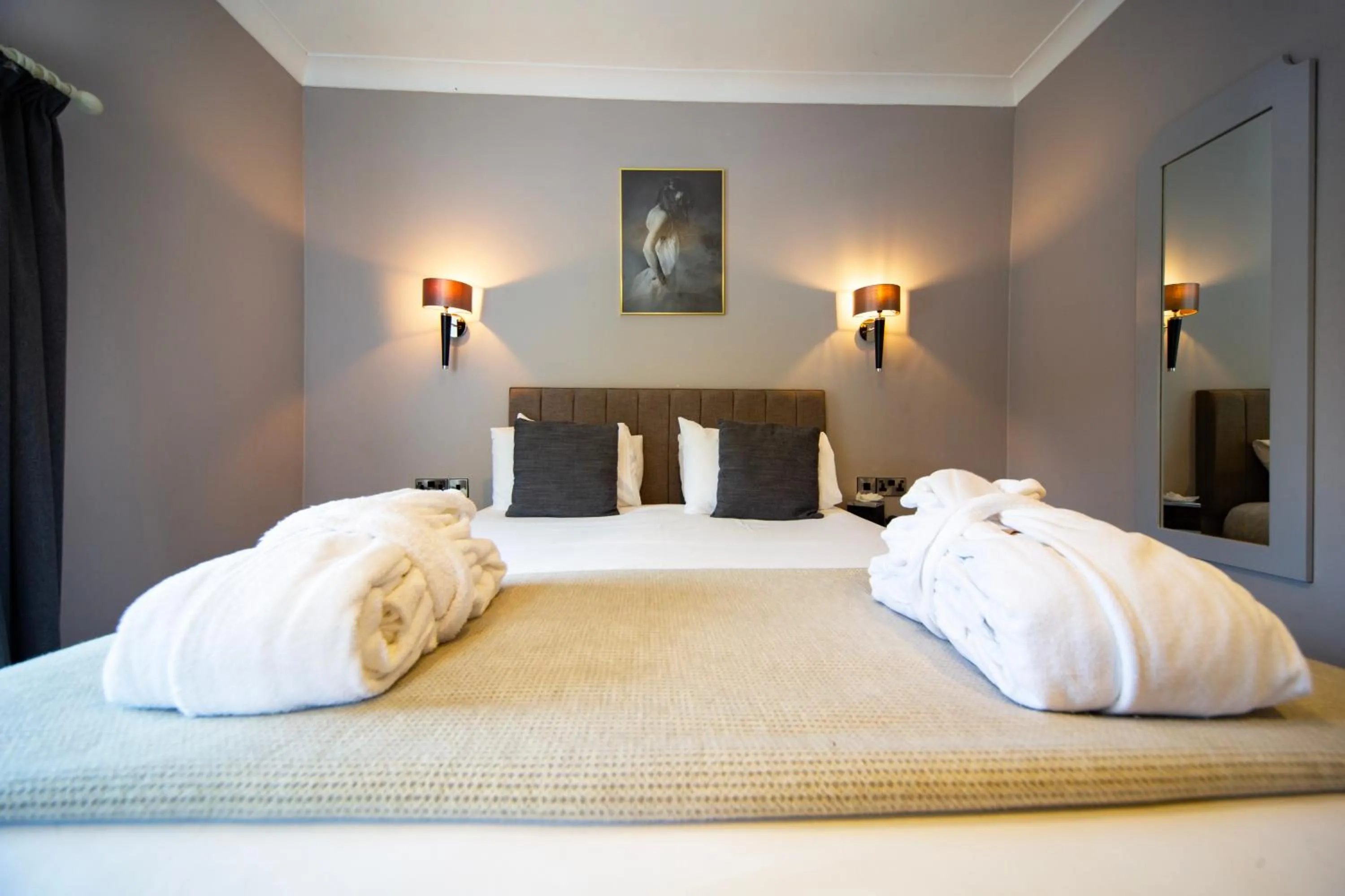 Bedroom, Bed in Barony Castle Hotel