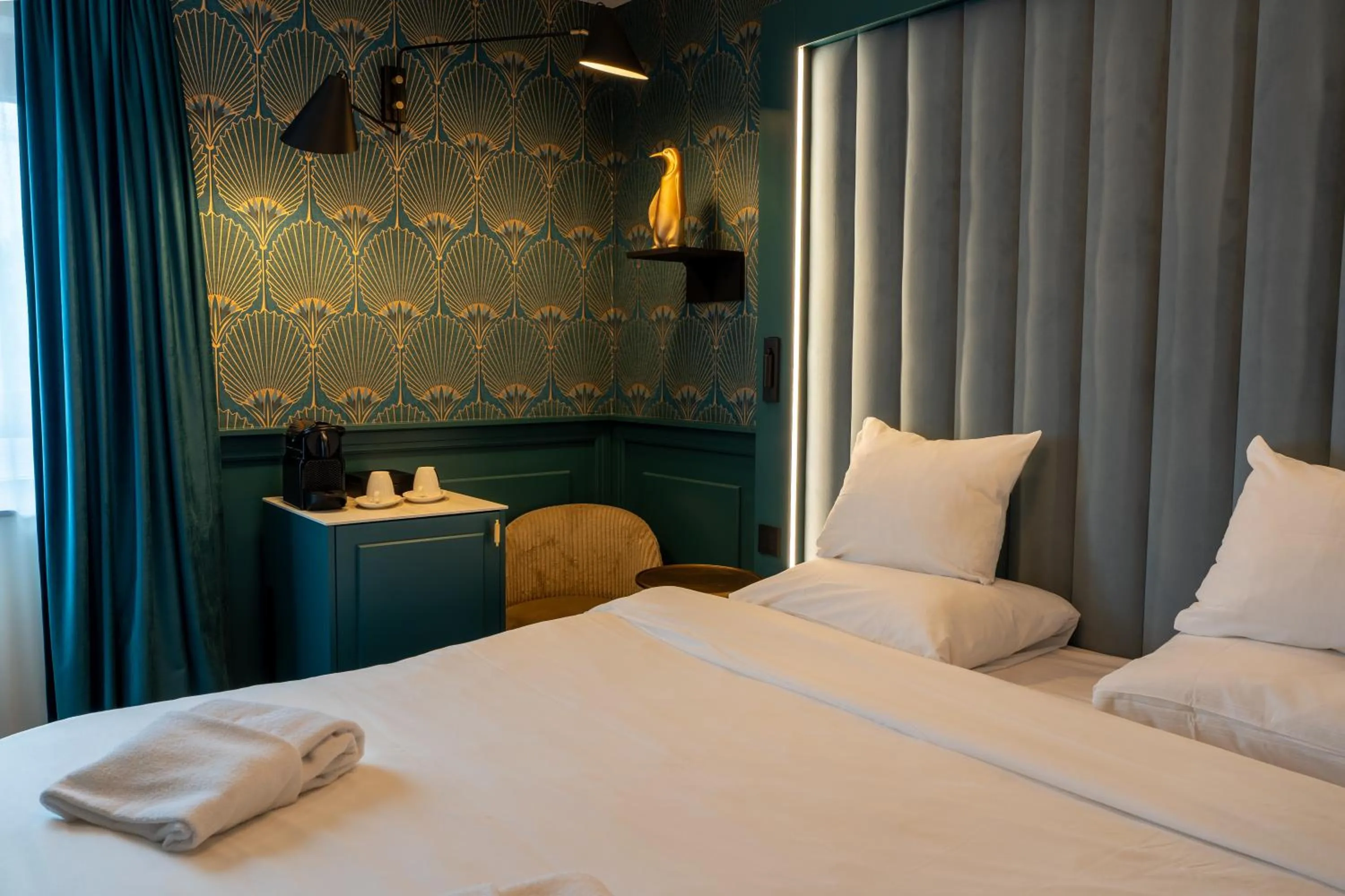 Coffee/tea facilities, Bed in YUP Hotel