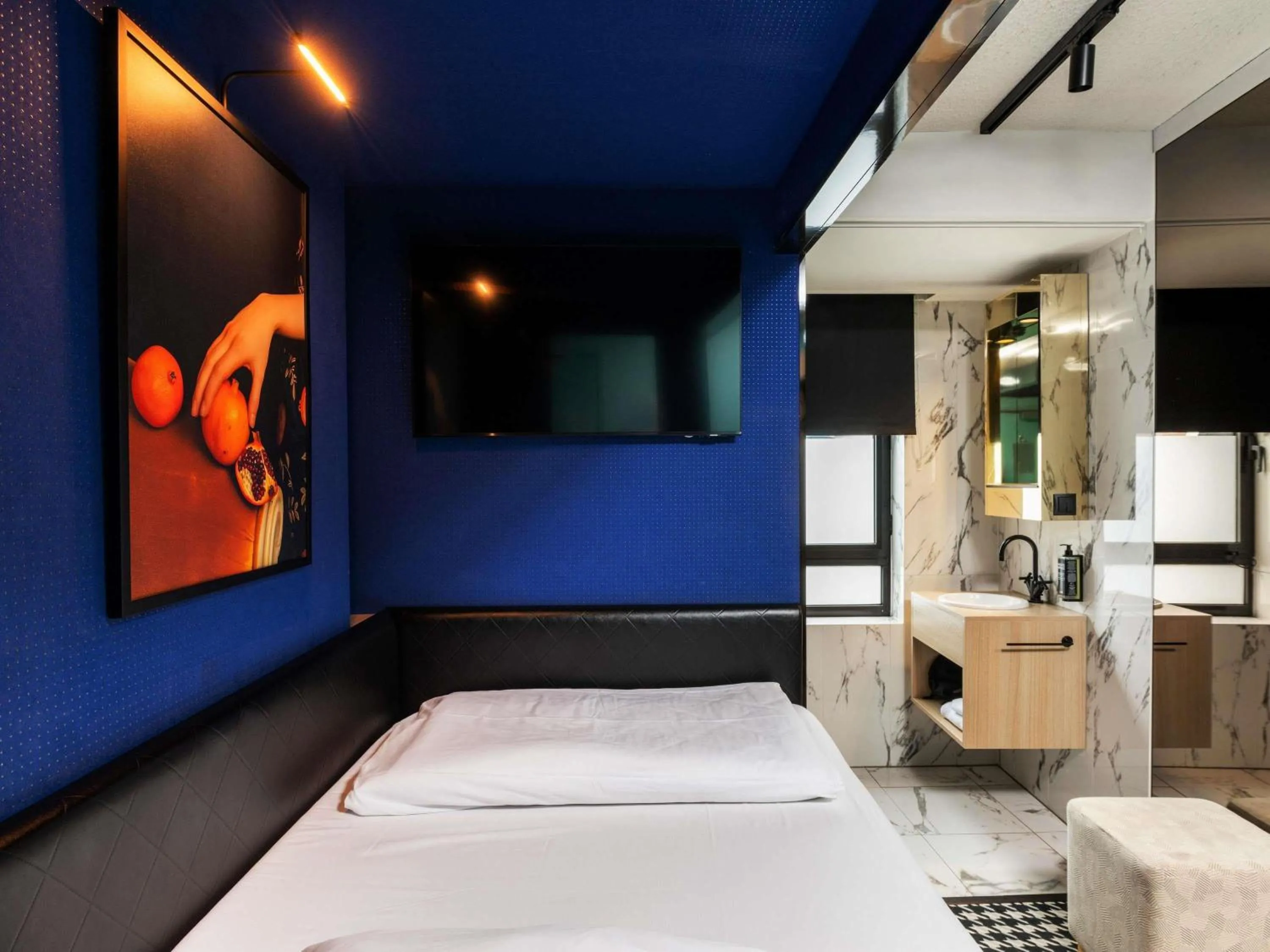 Bedroom, Bed in ibis Styles Hasselt City Centre