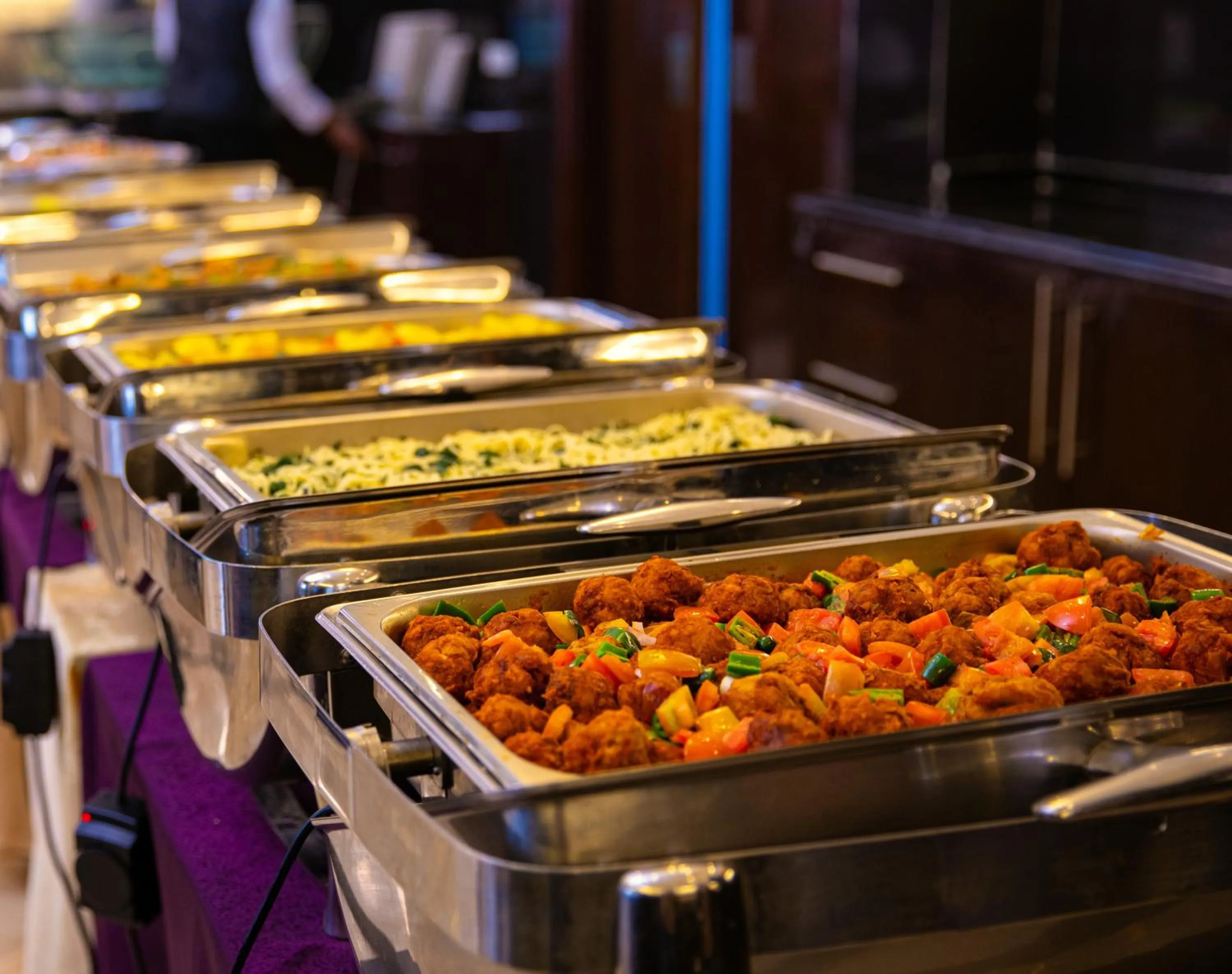 Food and drinks in Azzeman Hotel