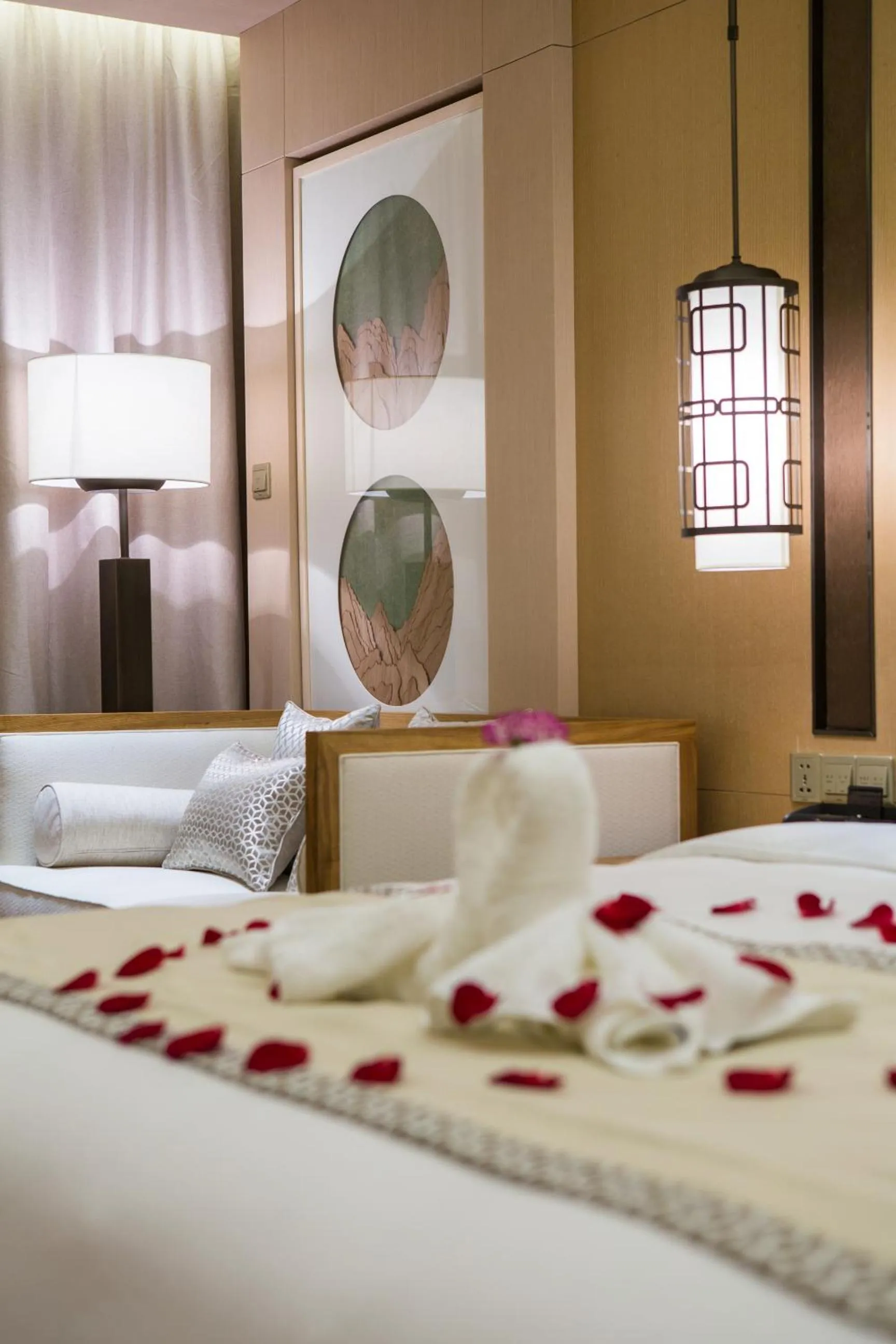 Bed in Wyndham Grand Plaza Royale Wenchang