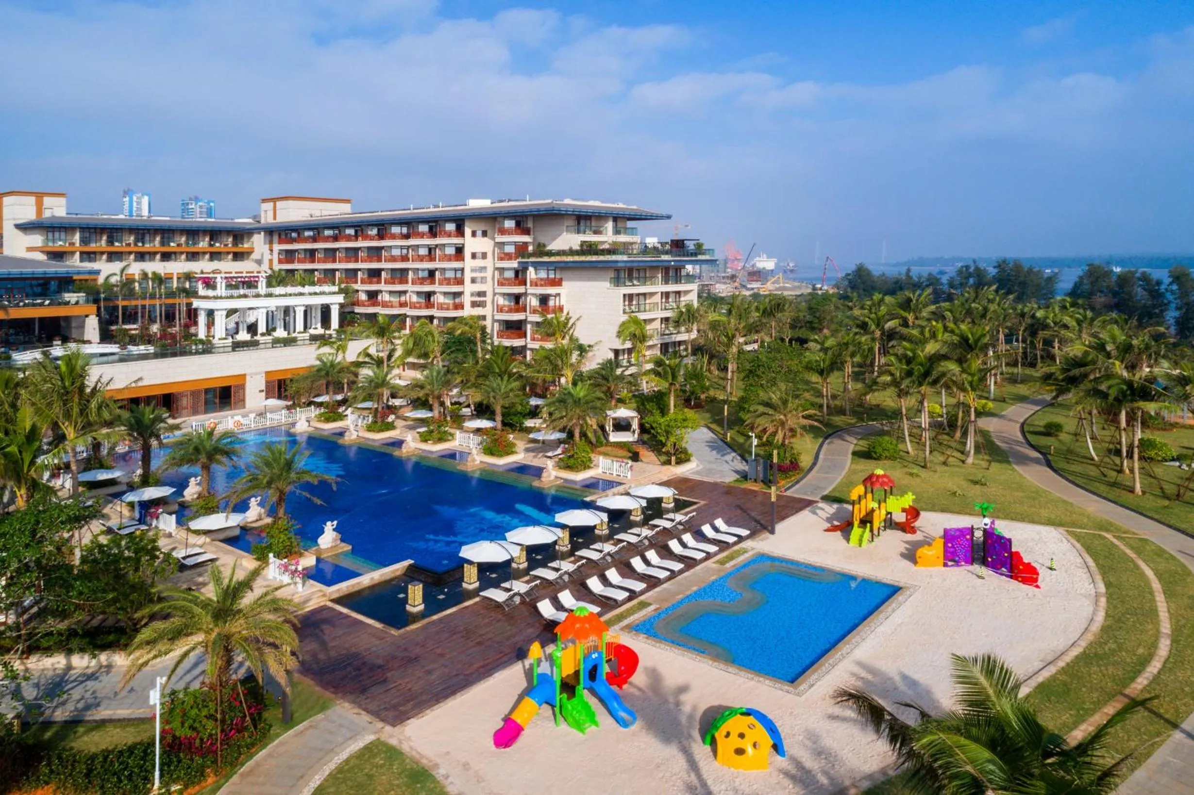 Property building in Wyndham Grand Plaza Royale Wenchang