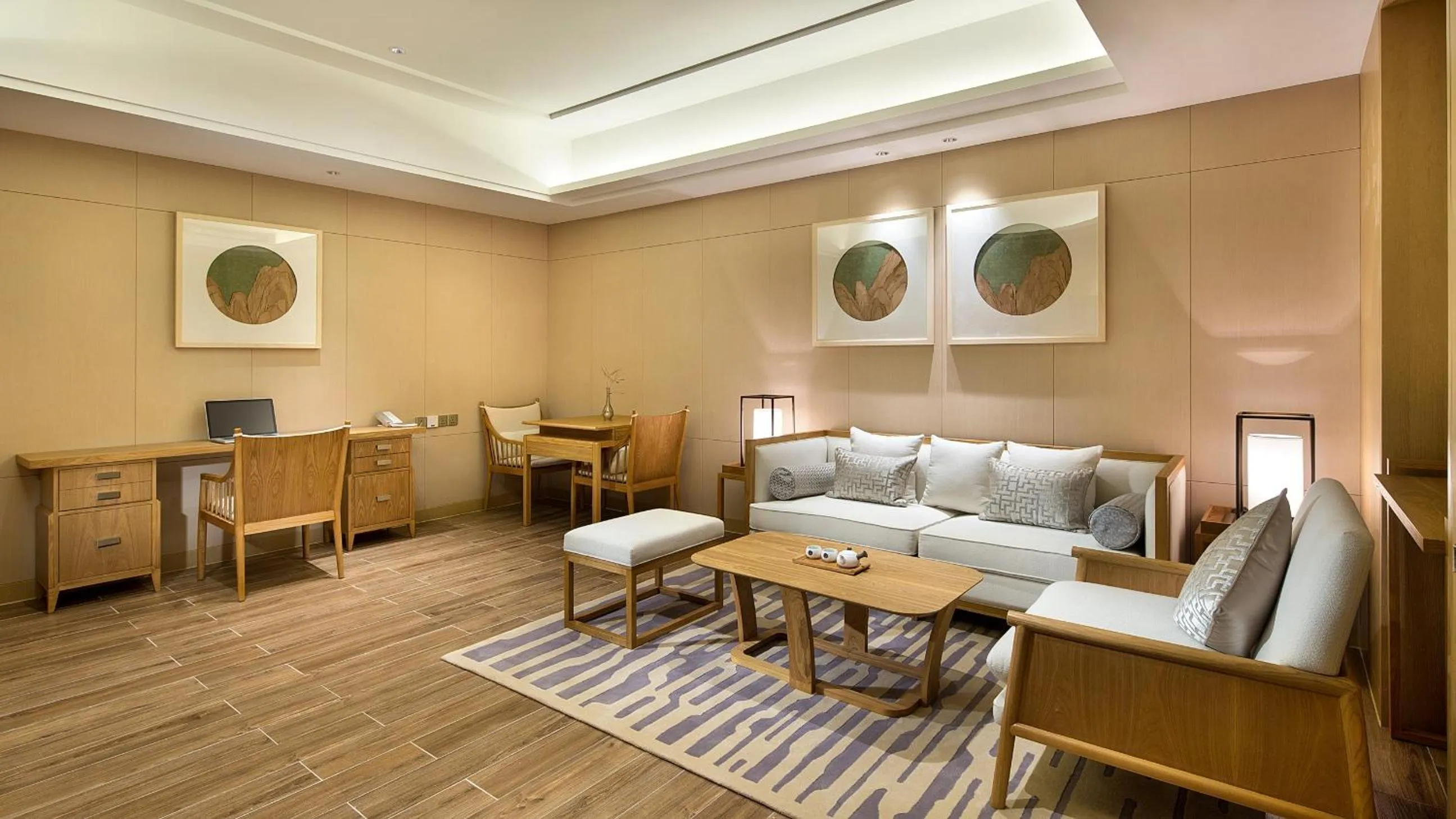 Living room in Wyndham Grand Plaza Royale Wenchang