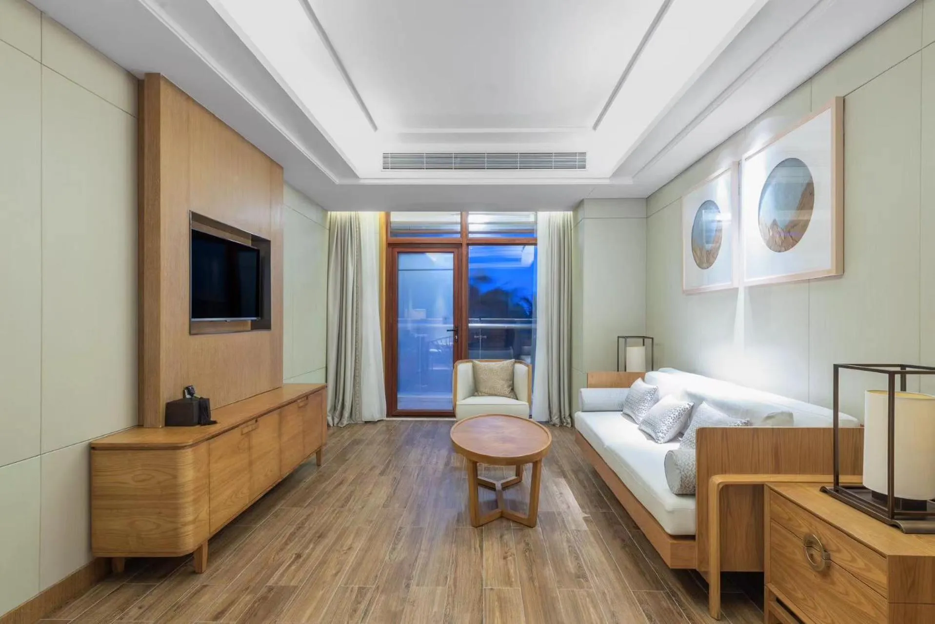 Bed in Wyndham Grand Plaza Royale Wenchang