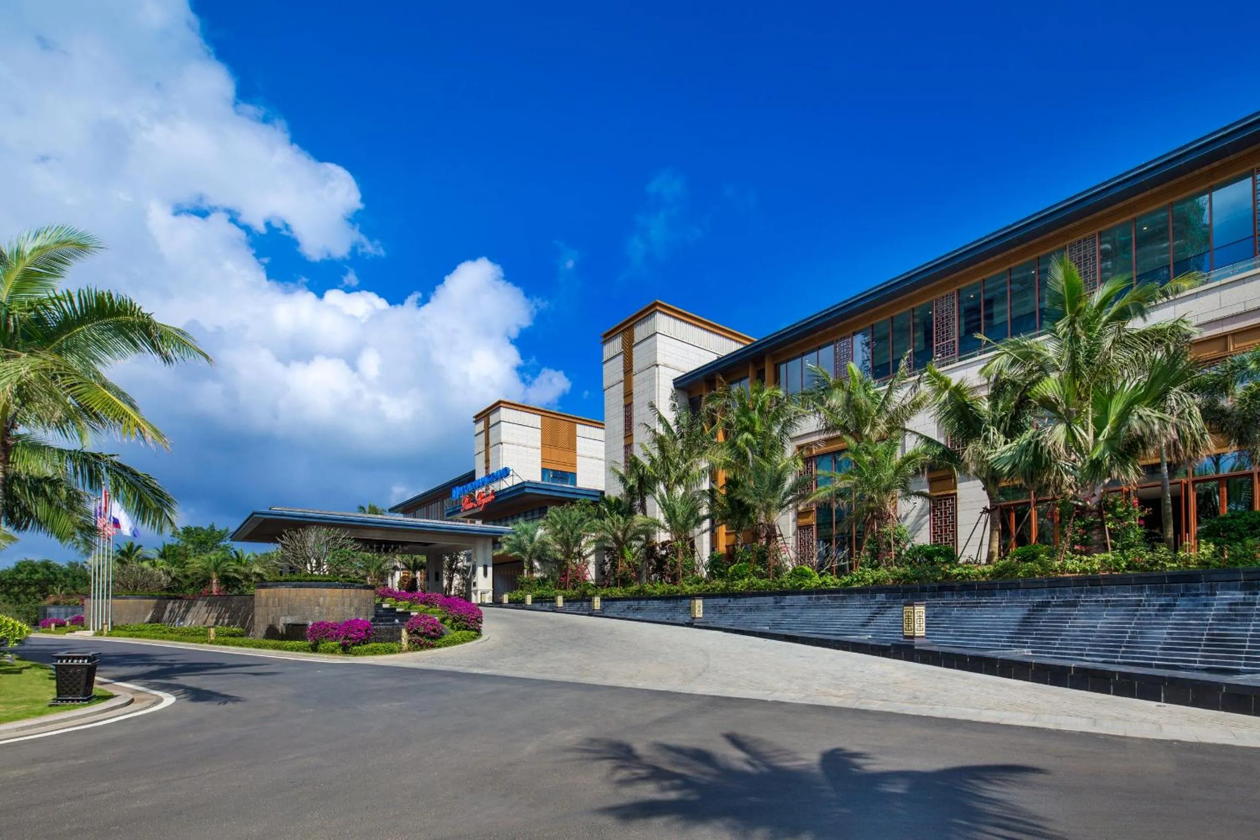 Property building in Wyndham Grand Plaza Royale Wenchang