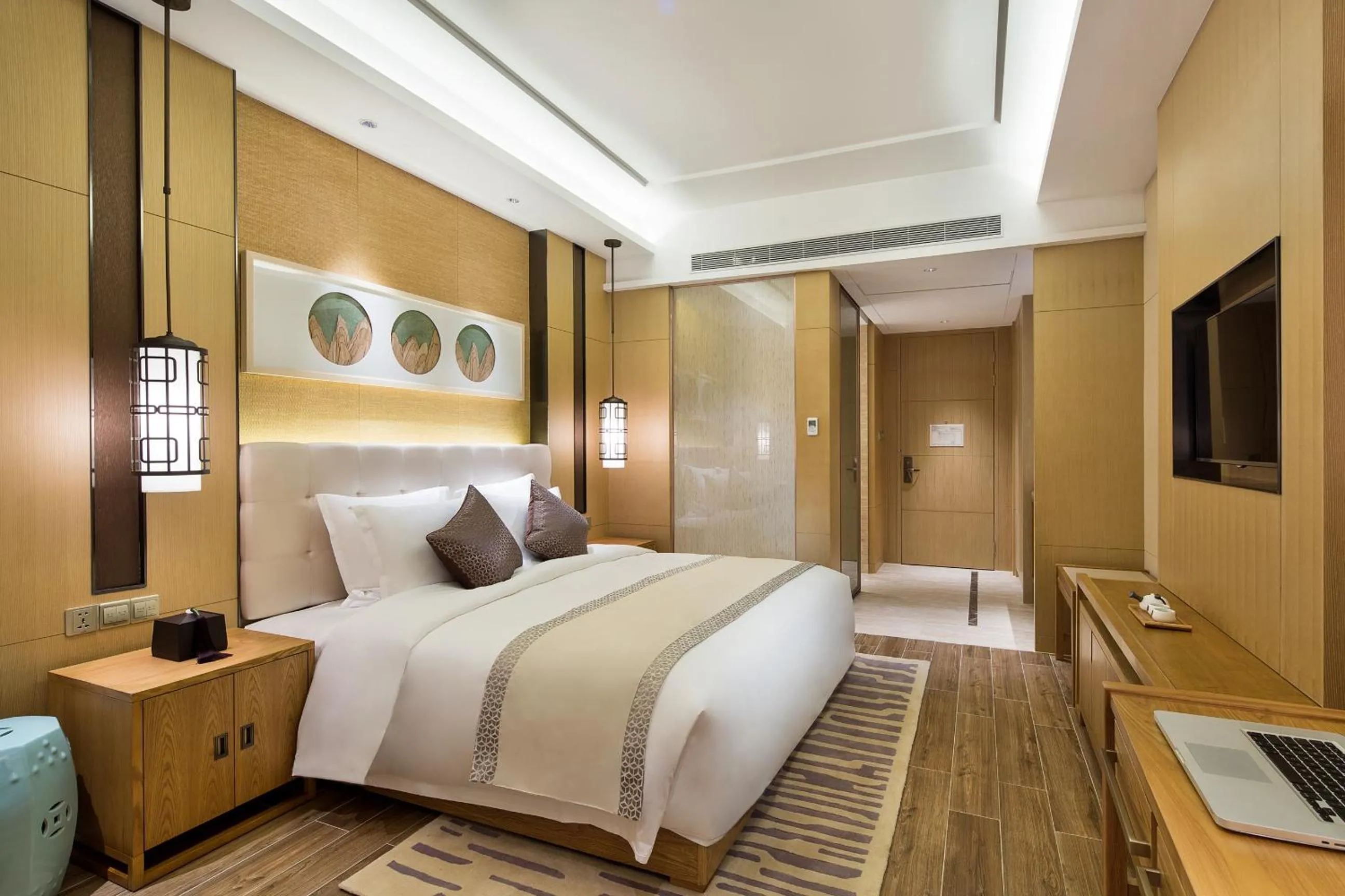 Bed in Wyndham Grand Plaza Royale Wenchang