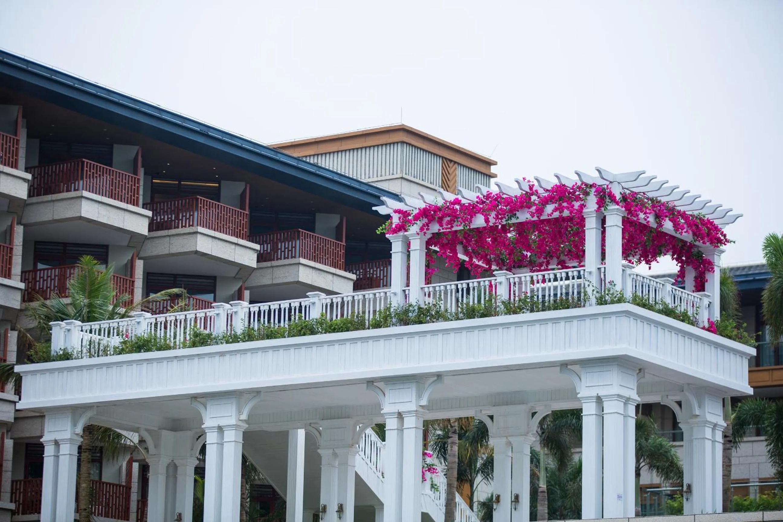 Property building in Wyndham Grand Plaza Royale Wenchang