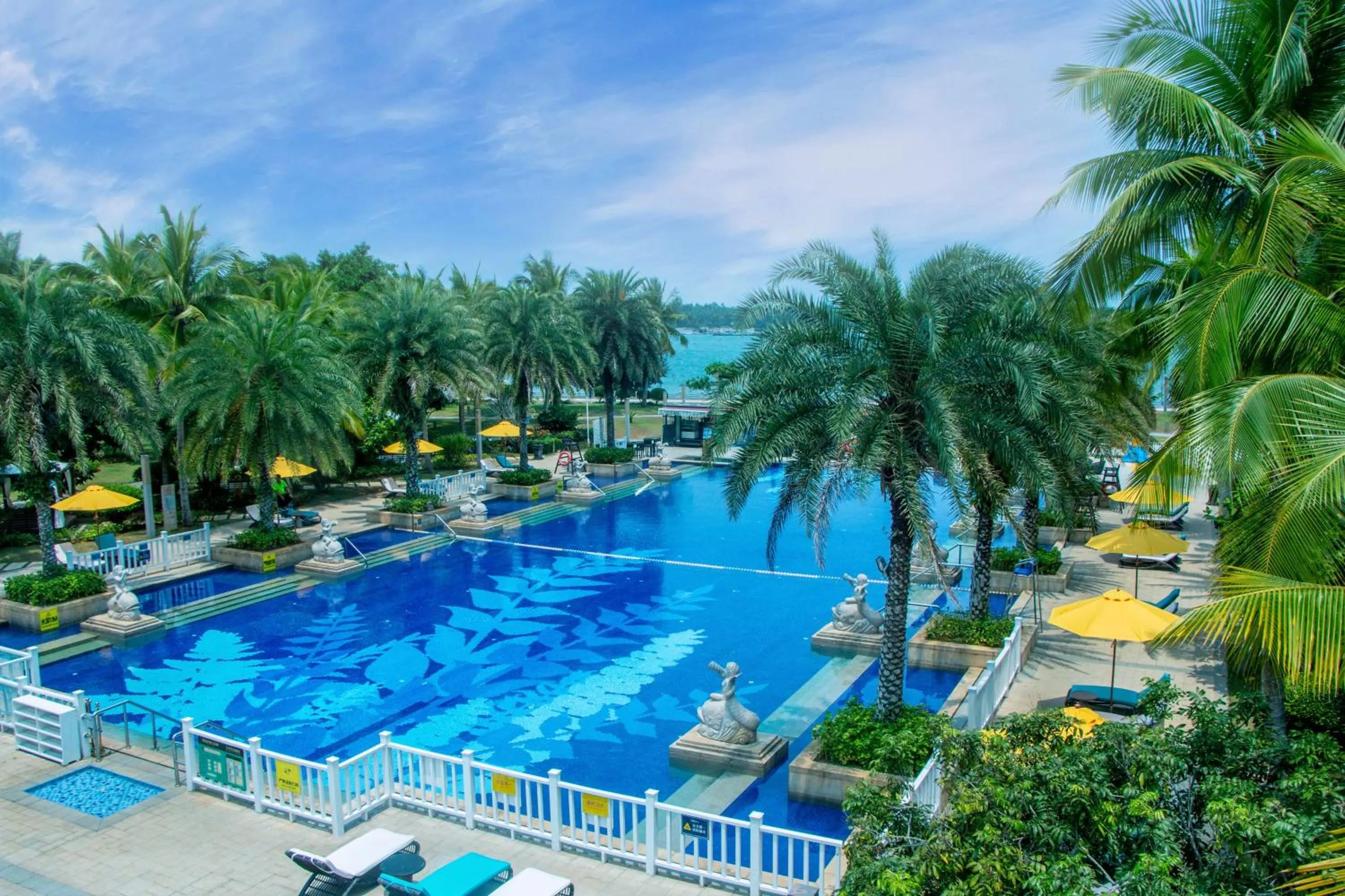 Spring in Wyndham Grand Plaza Royale Wenchang