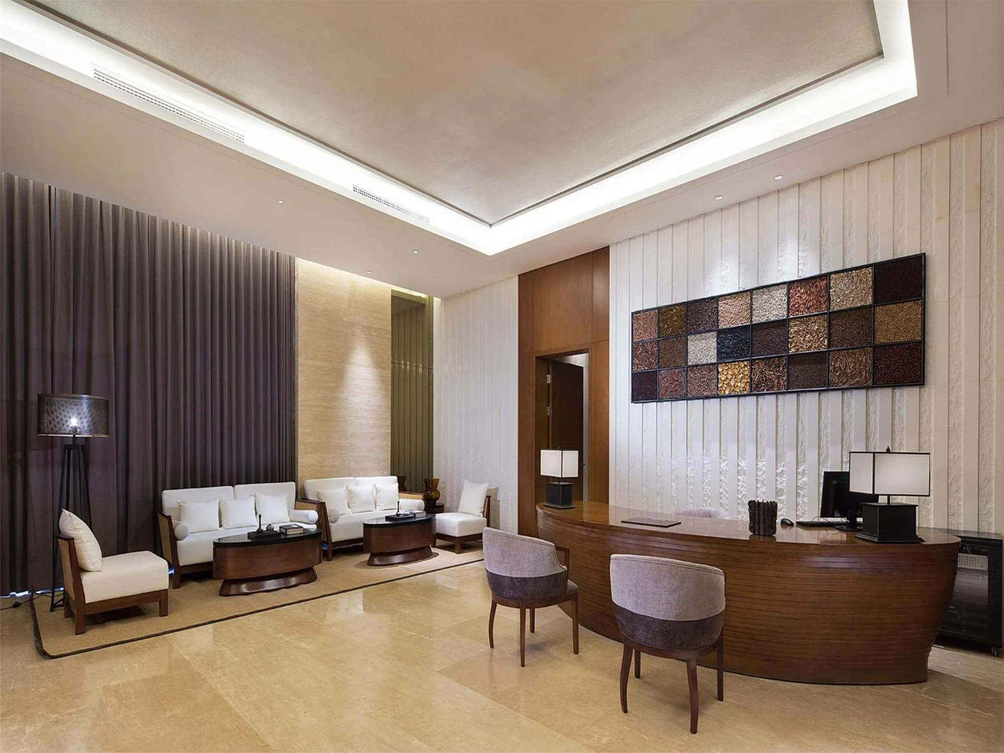 Entertainment in Wyndham Grand Plaza Royale Wenchang