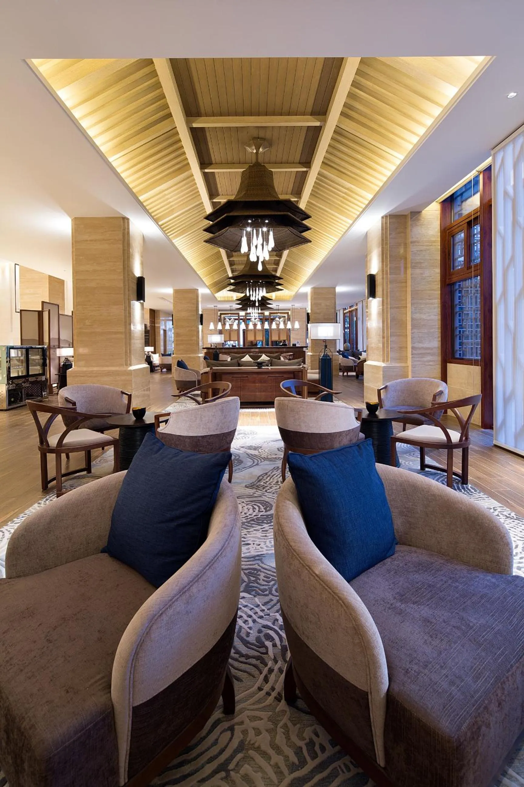 Seating area in Wyndham Grand Plaza Royale Wenchang