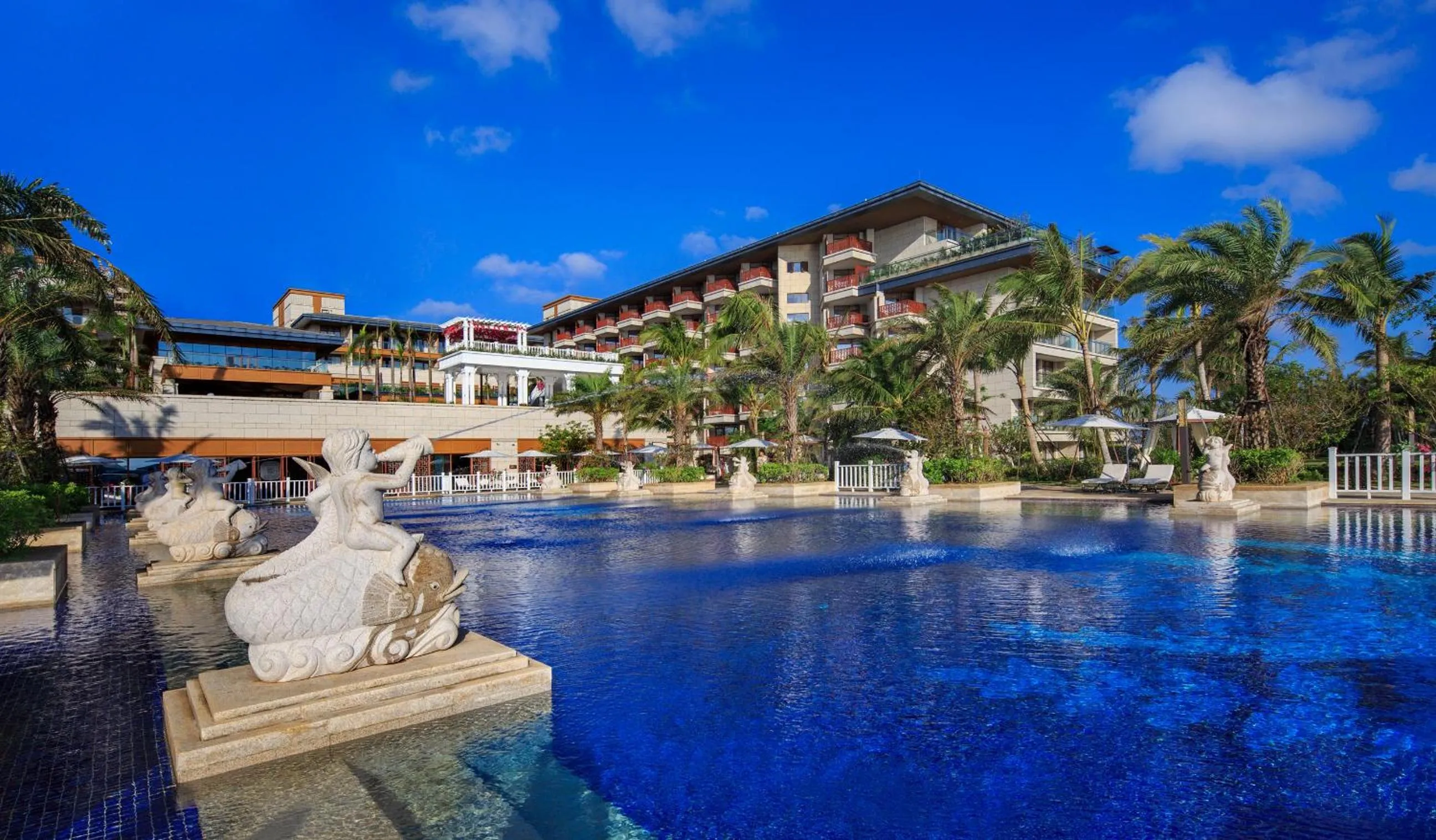 Property building in Wyndham Grand Plaza Royale Wenchang