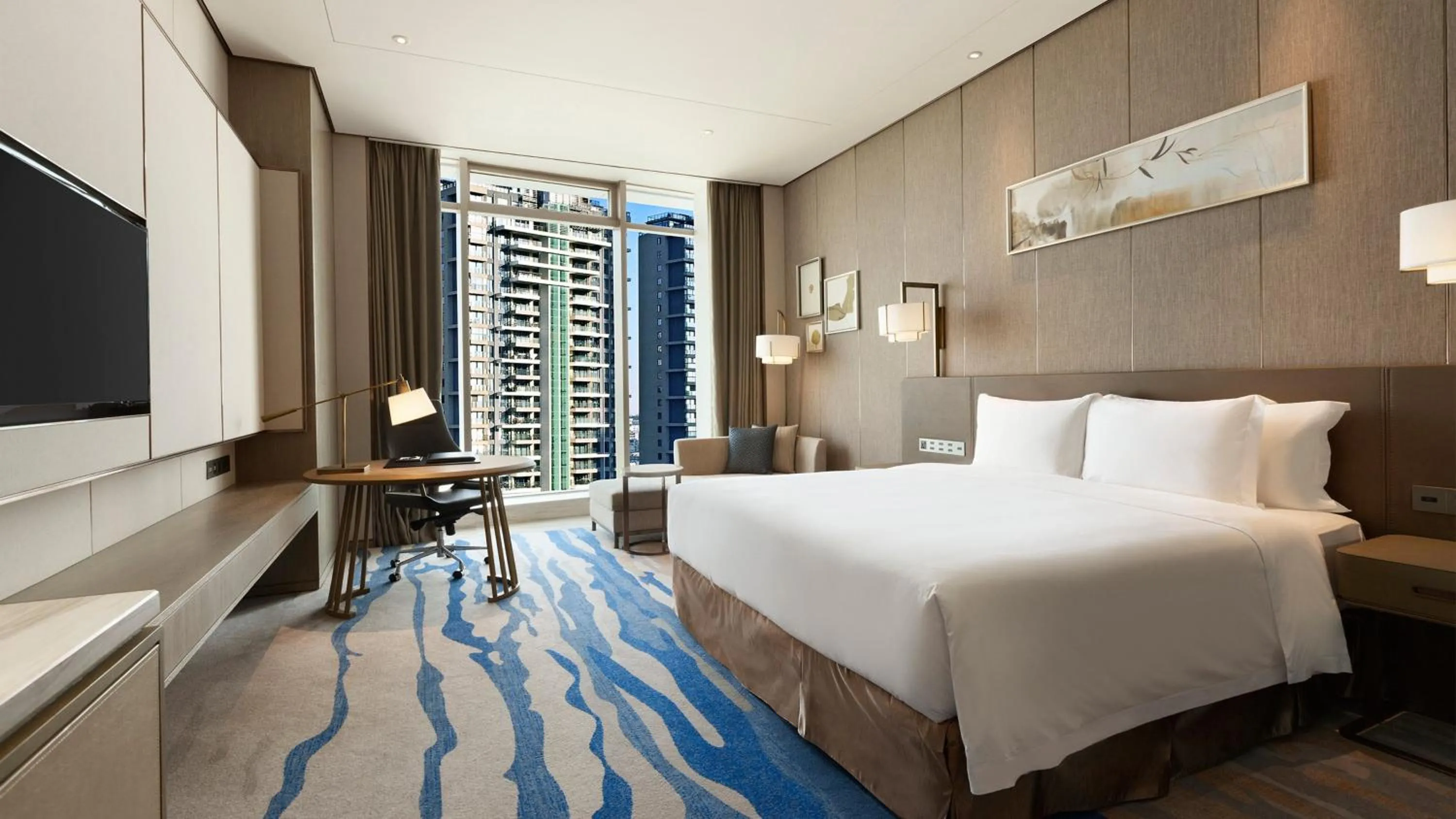 Photo of the whole room, Bed in InterContinental Xiamen by IHG