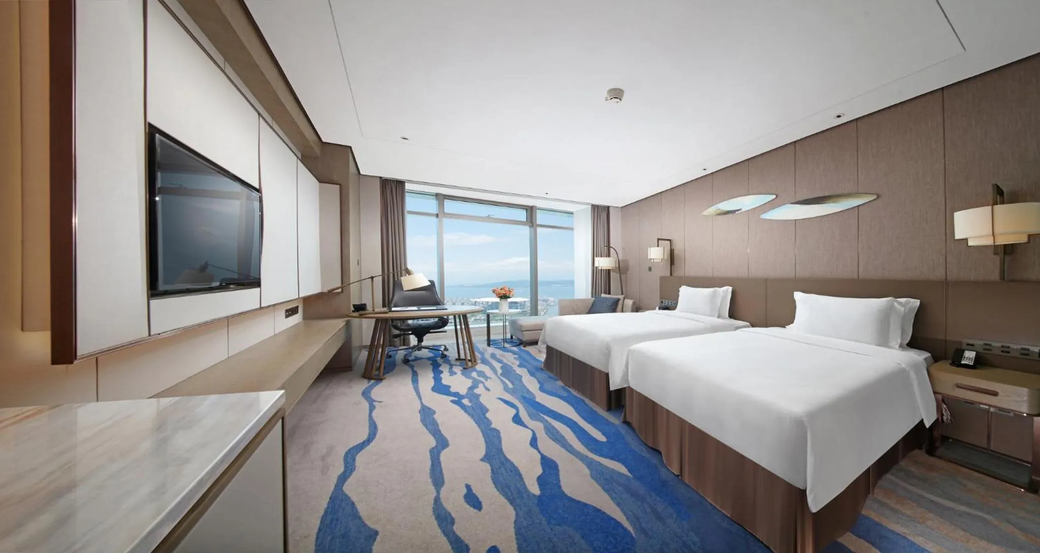 Photo of the whole room, Bed in InterContinental Xiamen by IHG