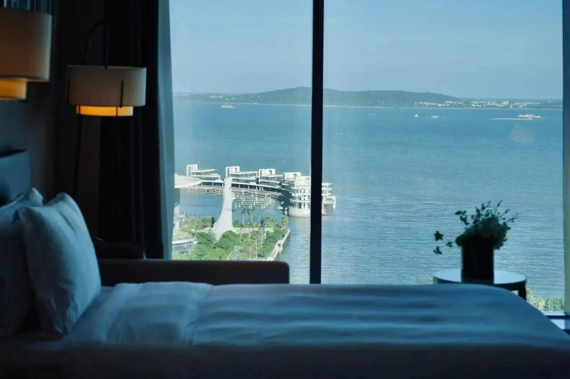 Classic Double Room with Two Double Beds and Sea View in InterContinental Xiamen by IHG Classic Double Room with Two Double Beds and Sea View in InterContinental Xiamen by IHG