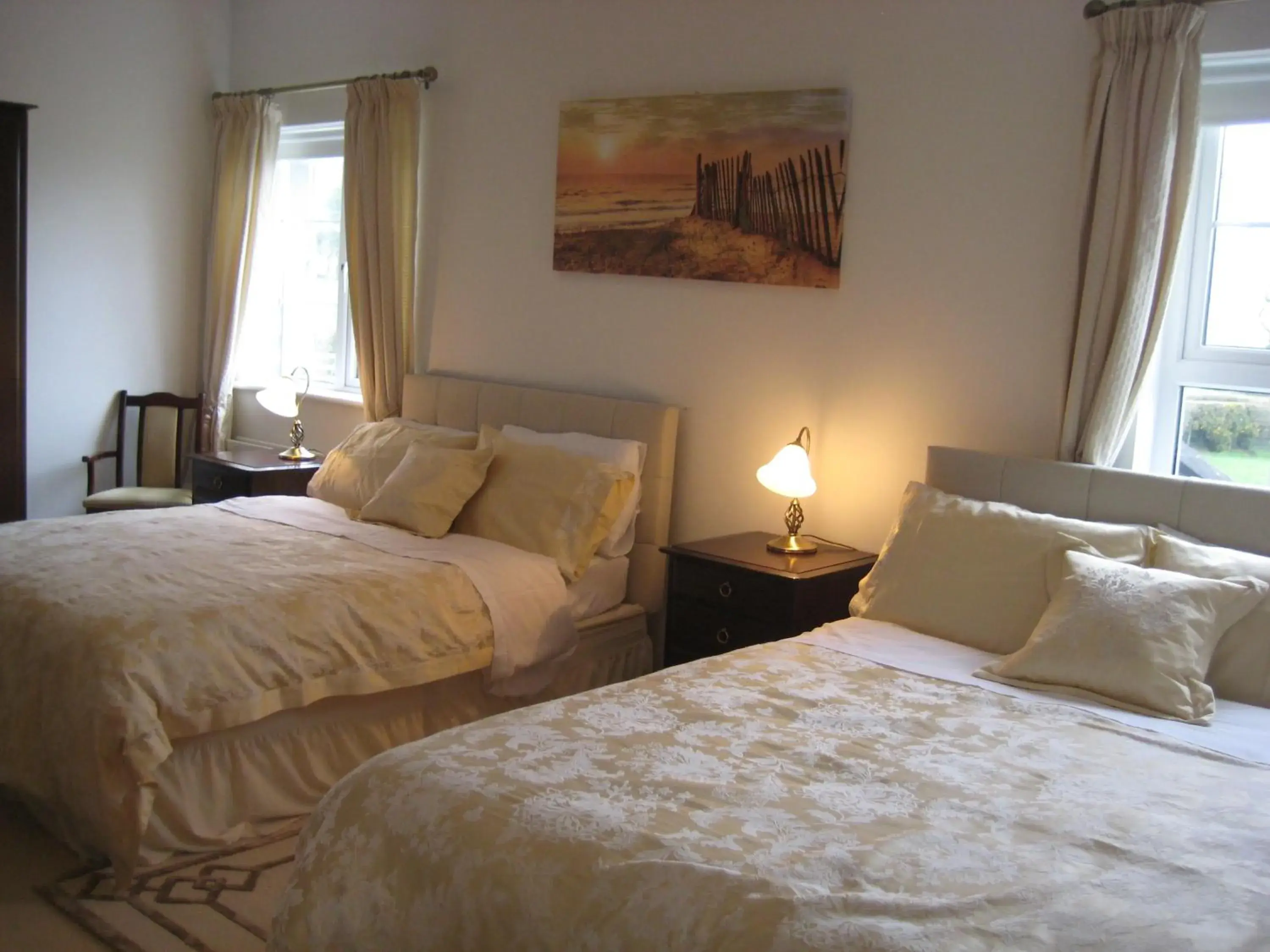 Family Room - single occupancy in Drumspittal House Guest Accomodation Family Room - single occupancy in Drumspittal House Guest Accomodation