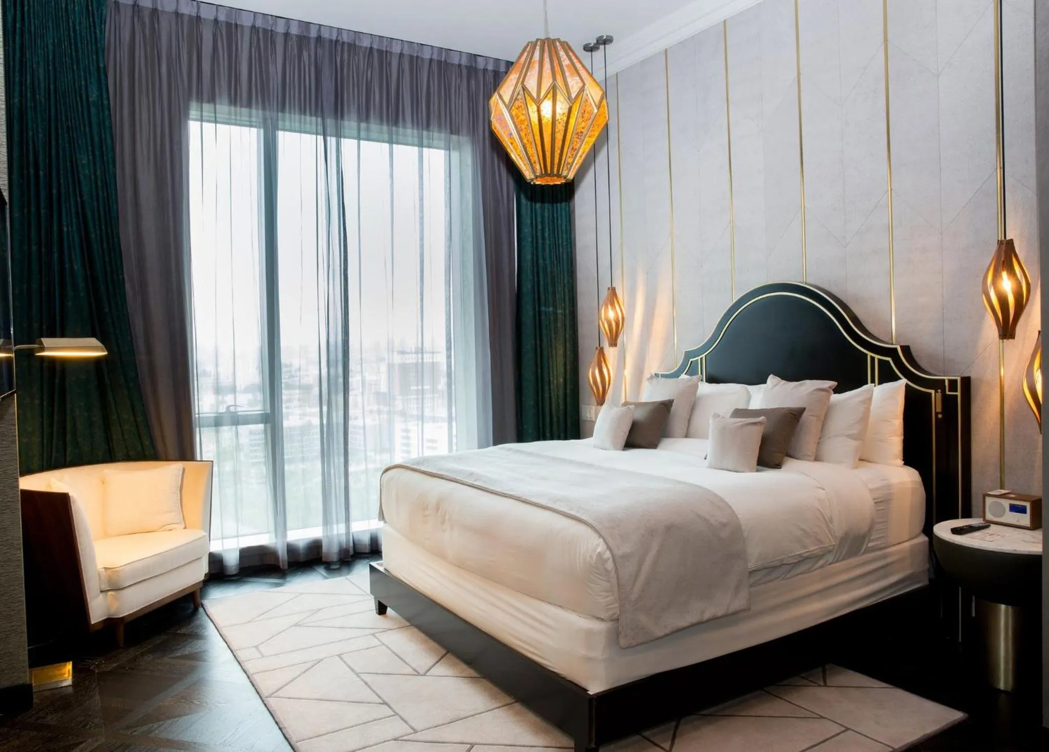 Photo of the whole room, Bed in Hotel Indigo Los Angeles Downtown by IHG