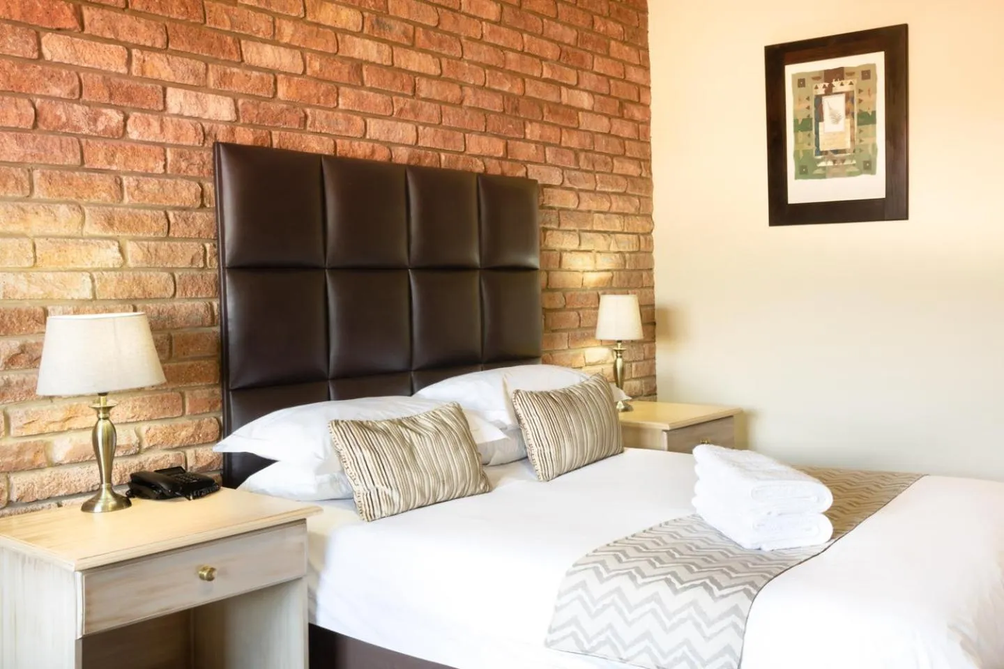 Bedroom, Bed in Willows Garden Hotel Potchefstroom