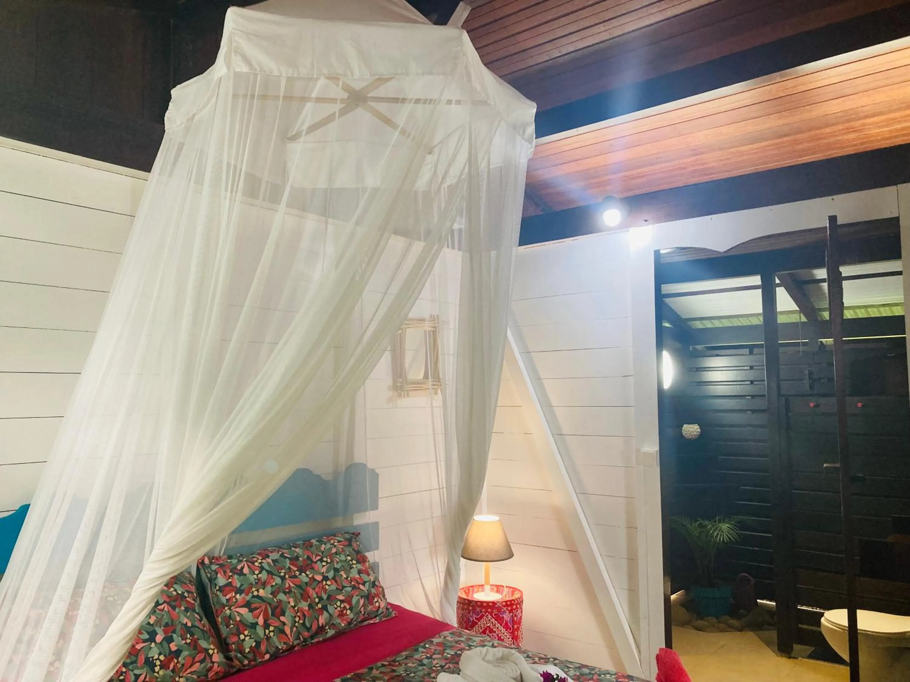 Photo of the whole room in Piton Bungalows Ecolodges