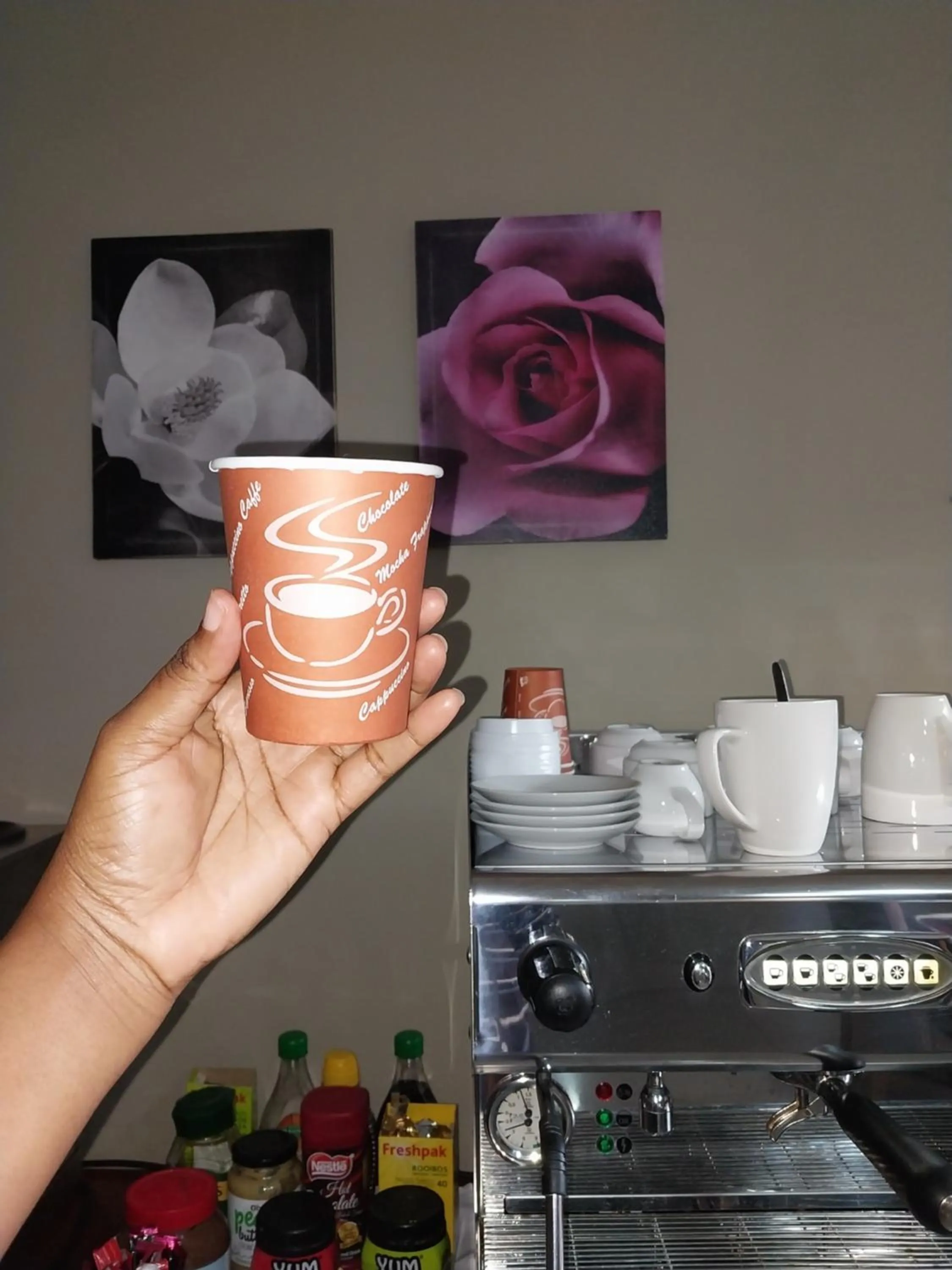 Breakfast in City Lodge Etosha