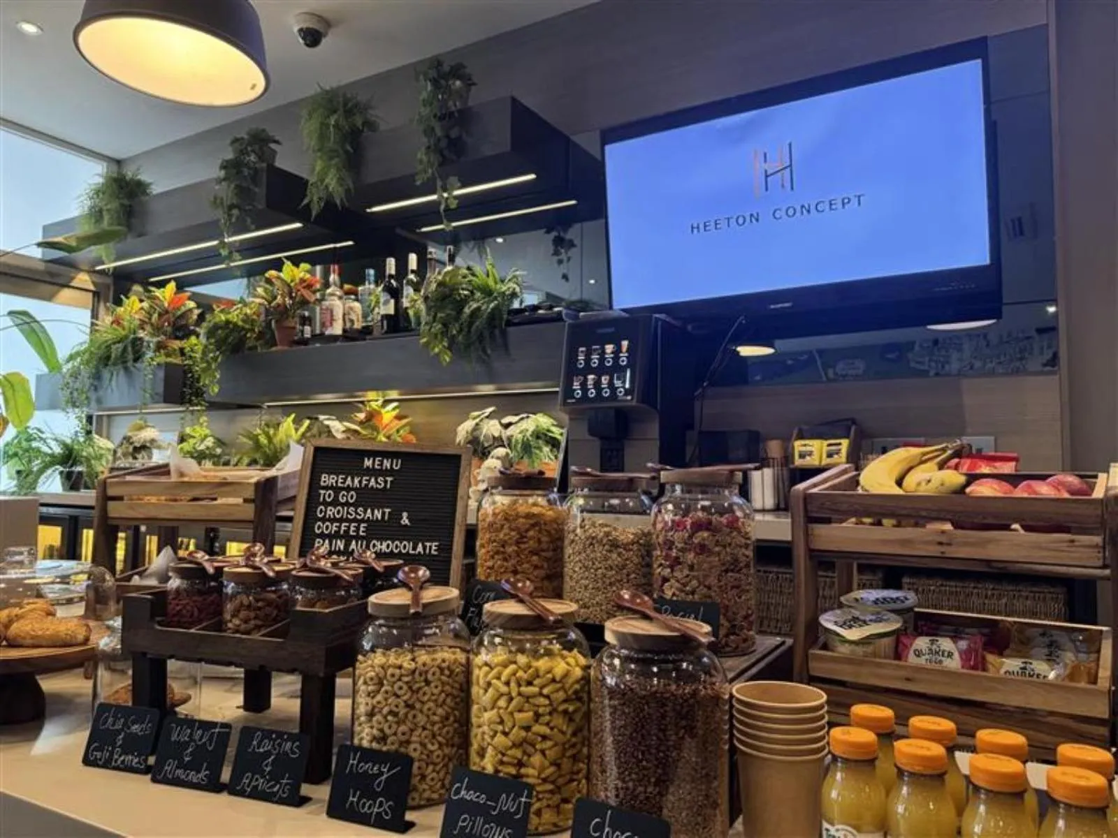 Breakfast in Heeton Concept Hotel - Kensington London