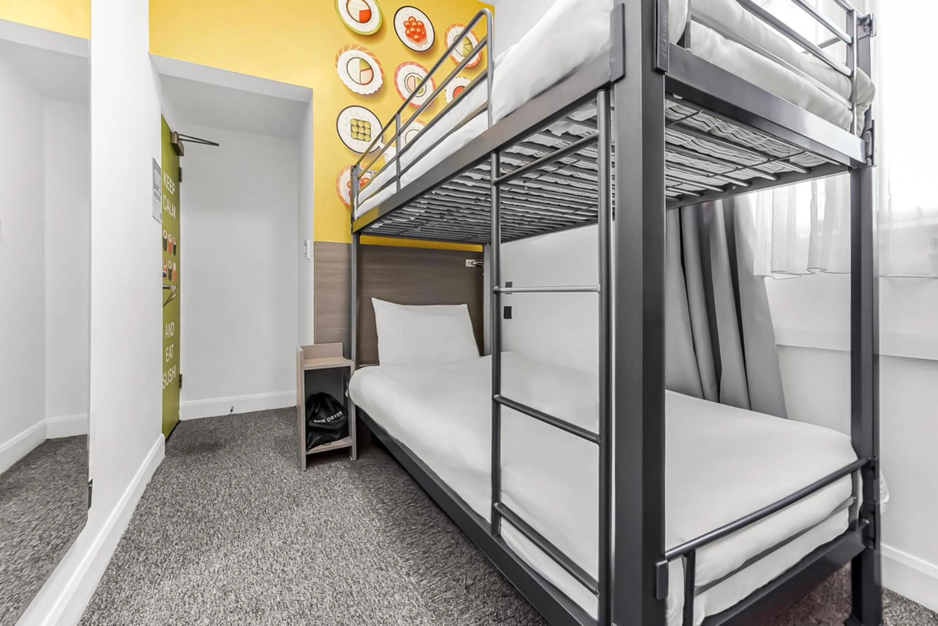 bunk bed, Bed in Heeton Concept Hotel - Kensington London