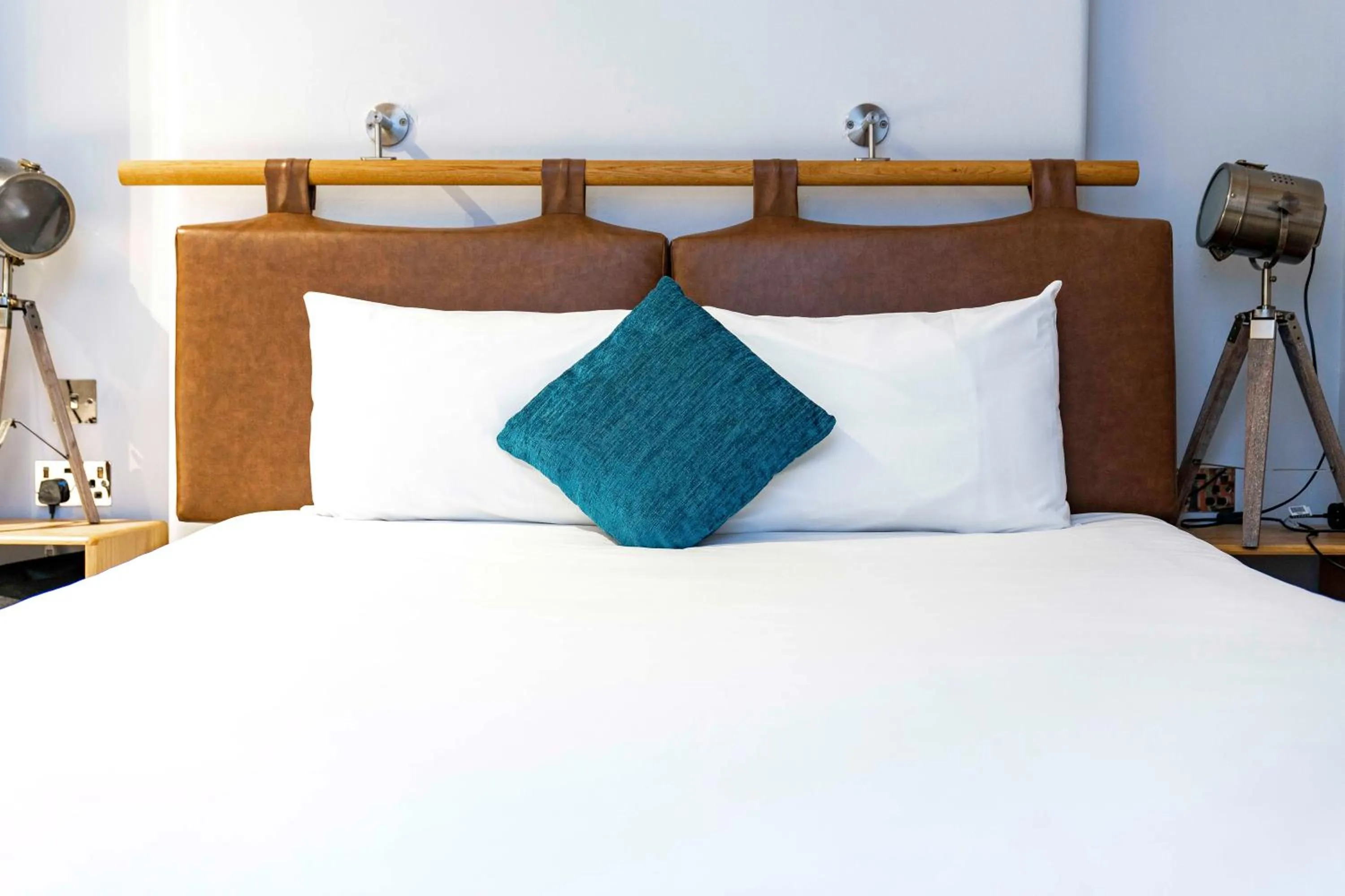 Bed in Heeton Concept Hotel - Kensington London