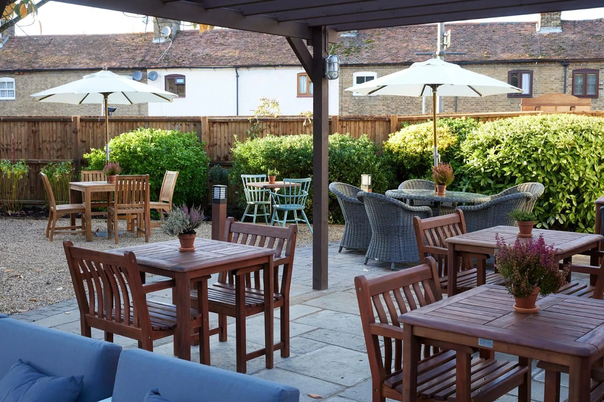 Feathers by Chef & Brewer Collection