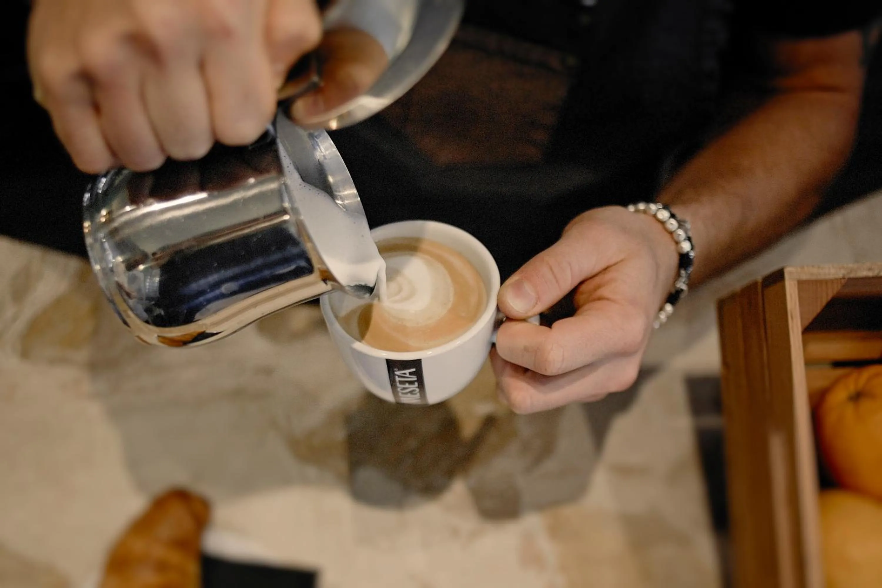 Breakfast in Hotel Aiglon