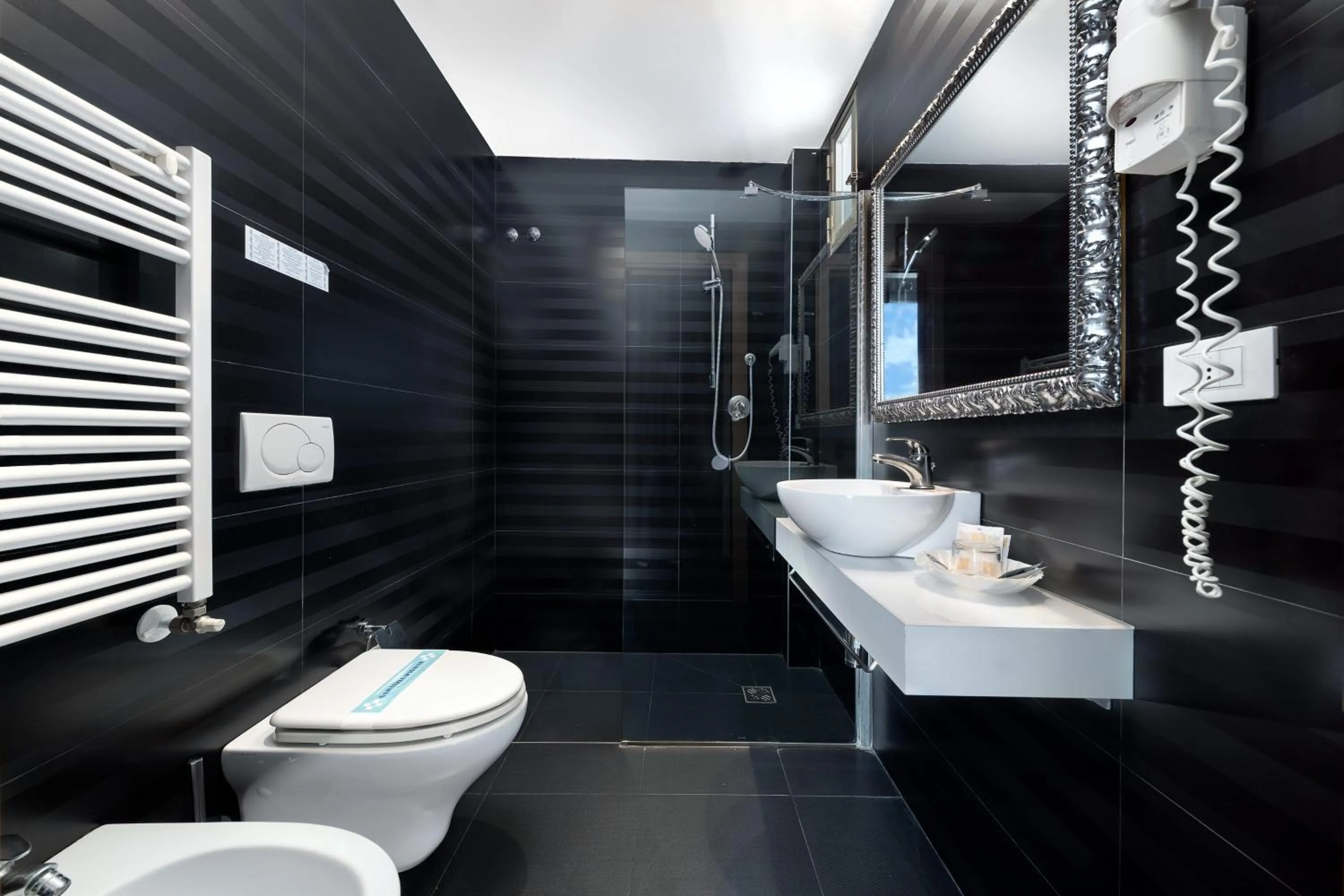 Bathroom in Hotel Aiglon