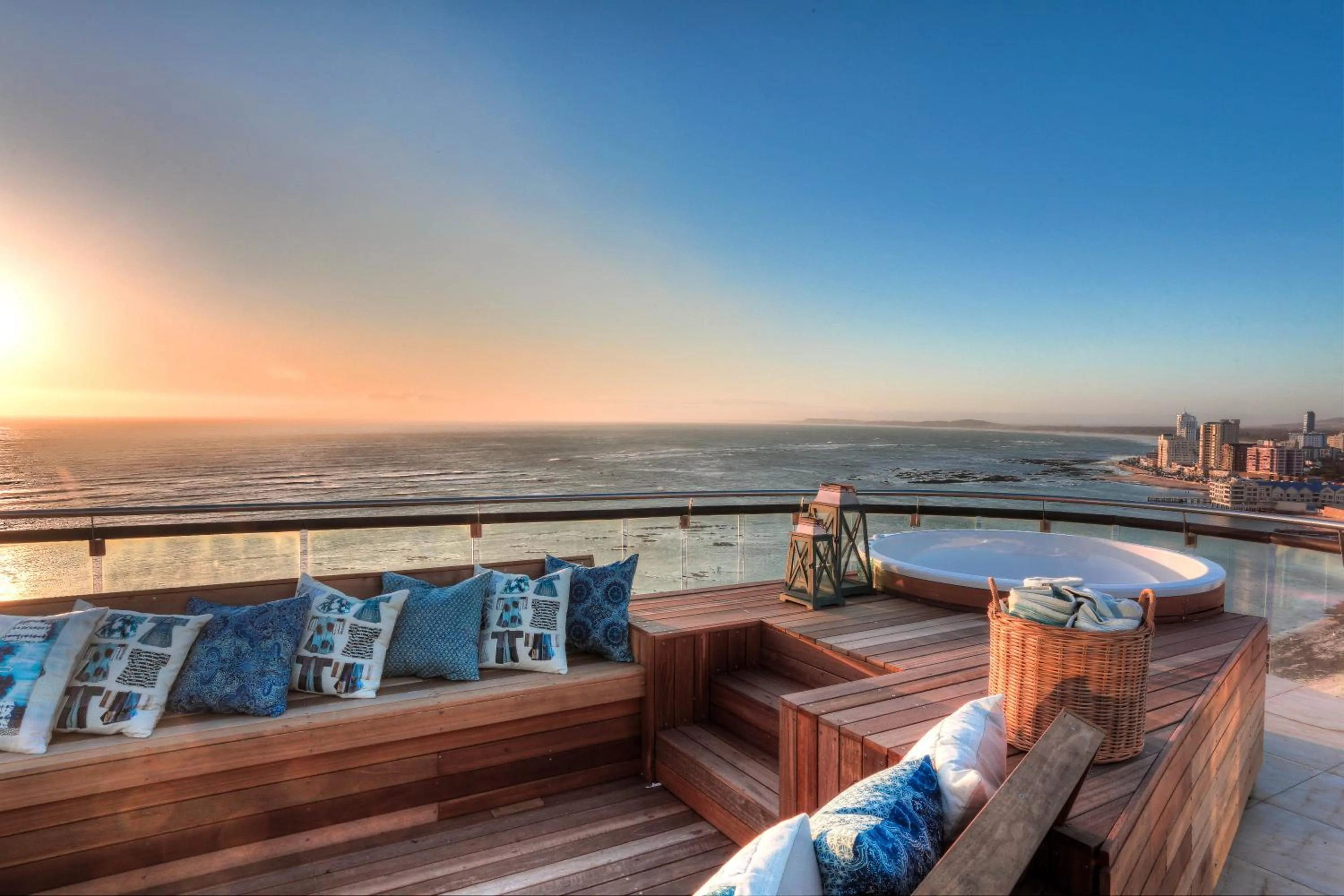 Natural landscape in Ocean View Penthouse