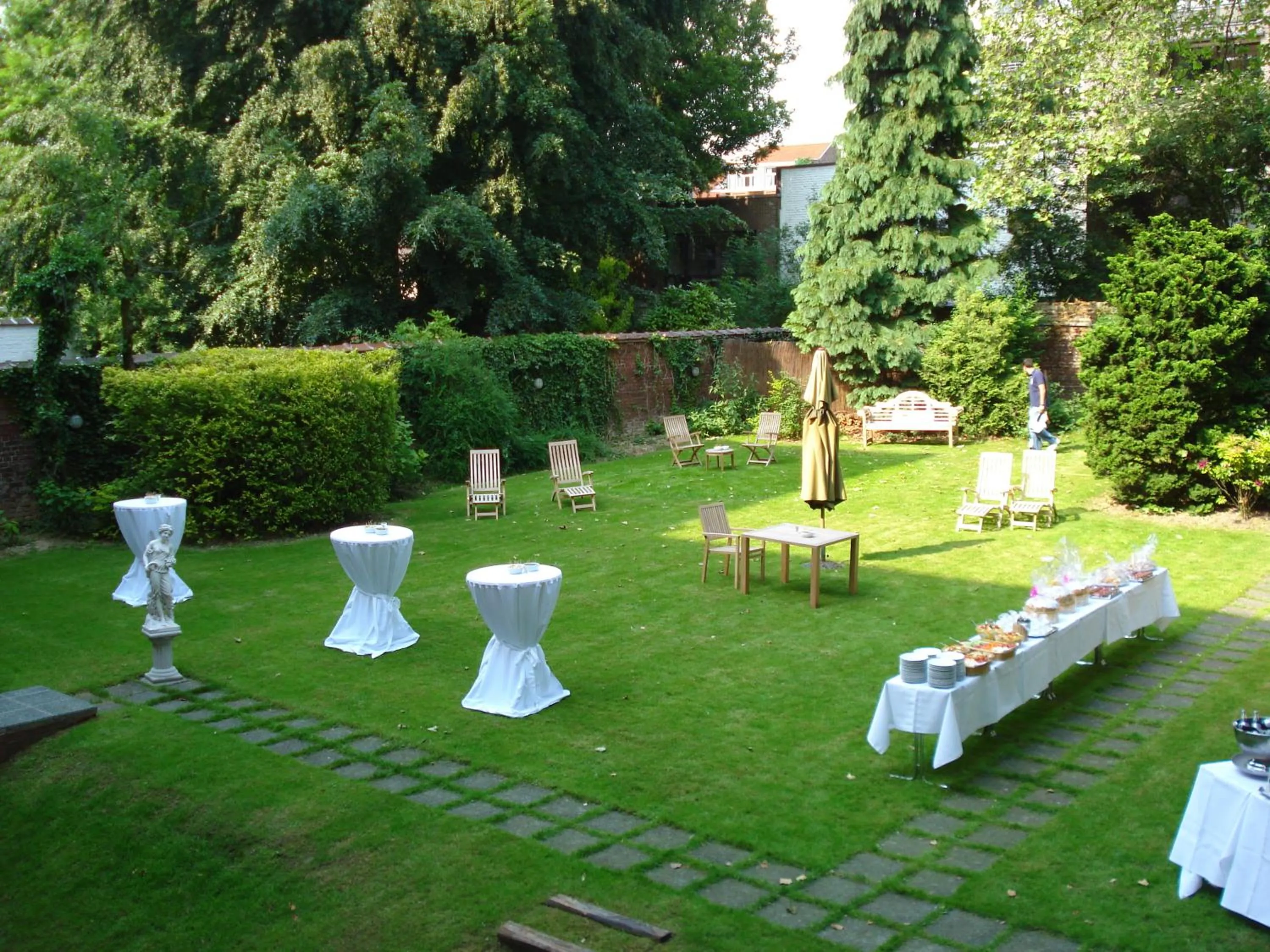 Garden in Park Hotel Brussels