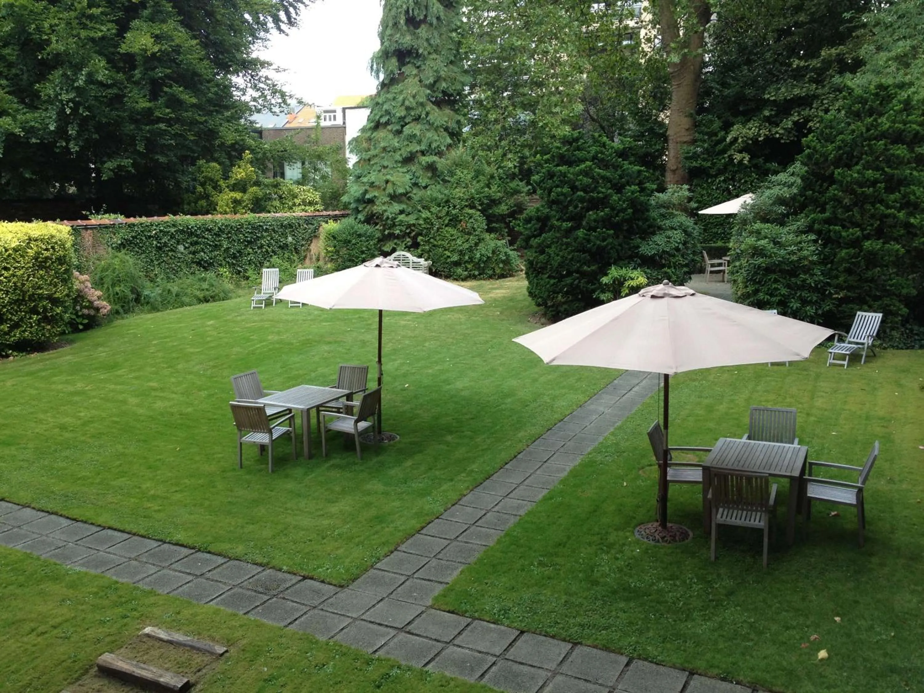 Property building in Park Hotel Brussels