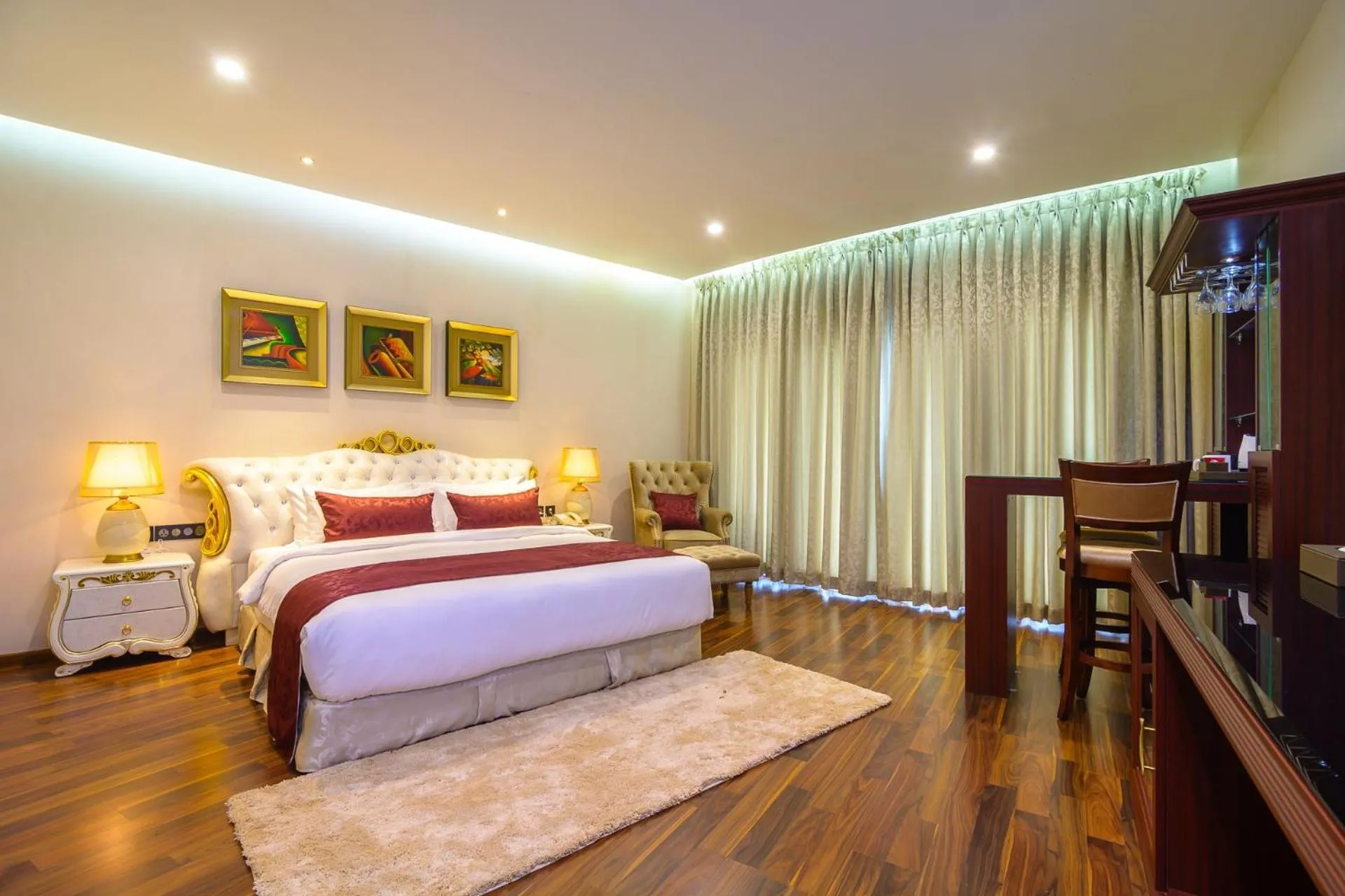 Bedroom, Bed in Park Regis Goa