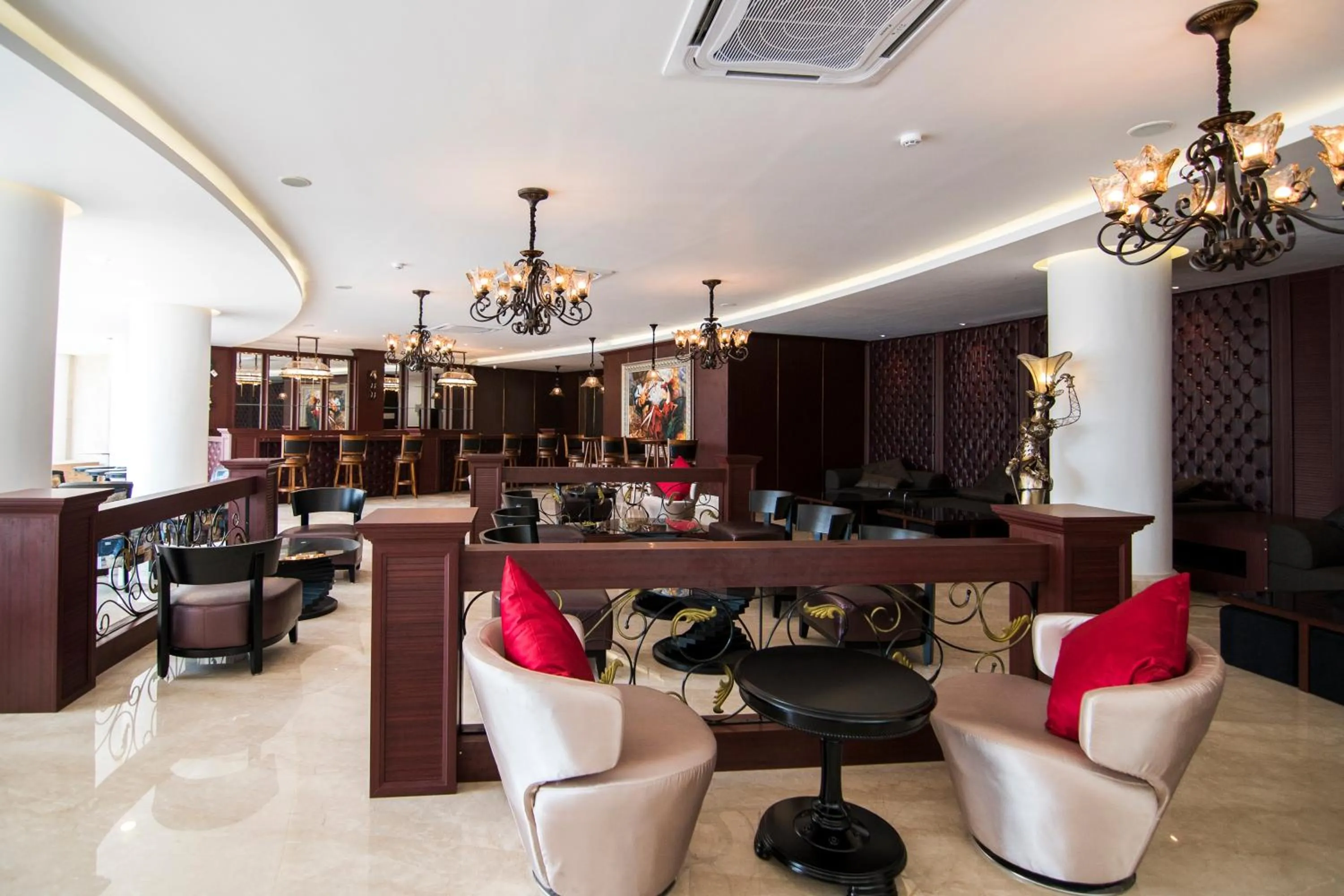 Lounge or bar in Park Regis Goa