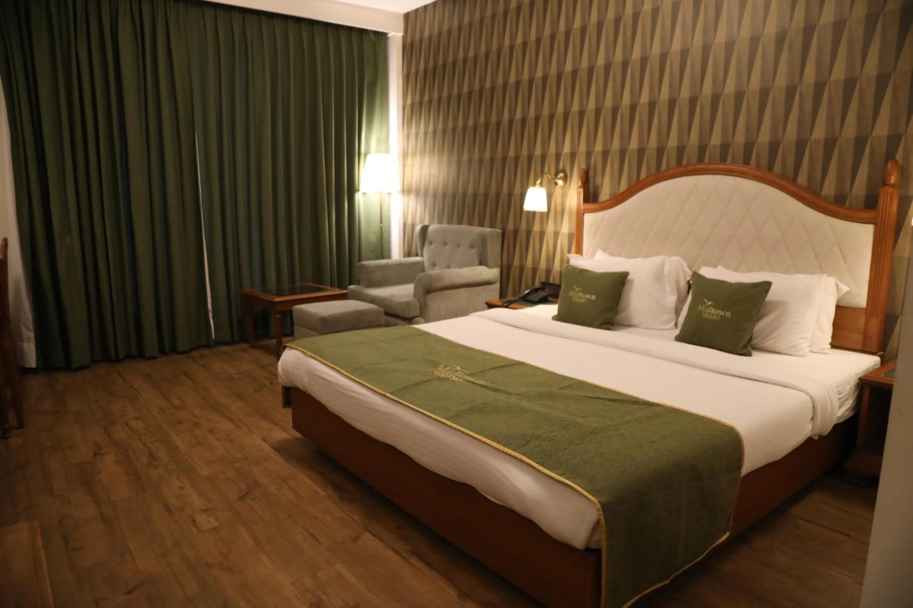 Bed in Midtown Grand