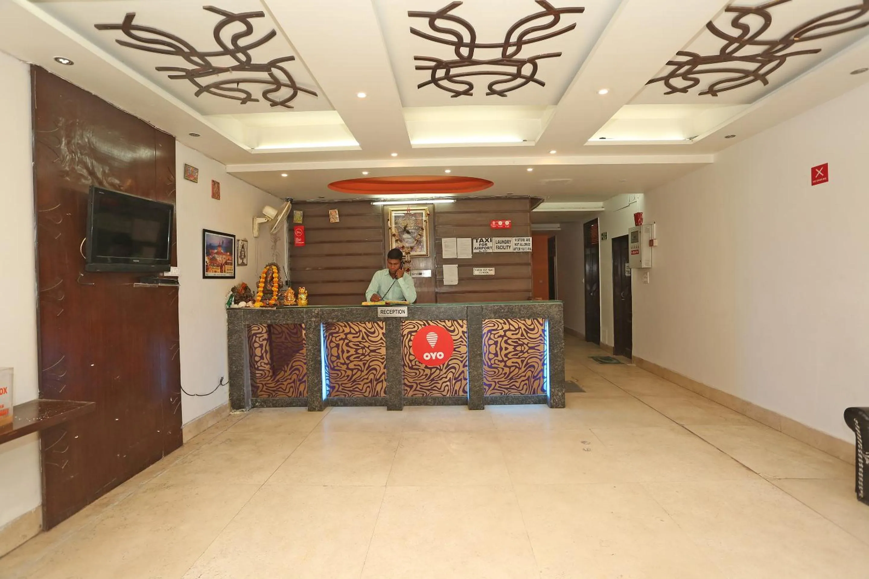 Lobby or reception in Hotel O Aura Palace Deluxe