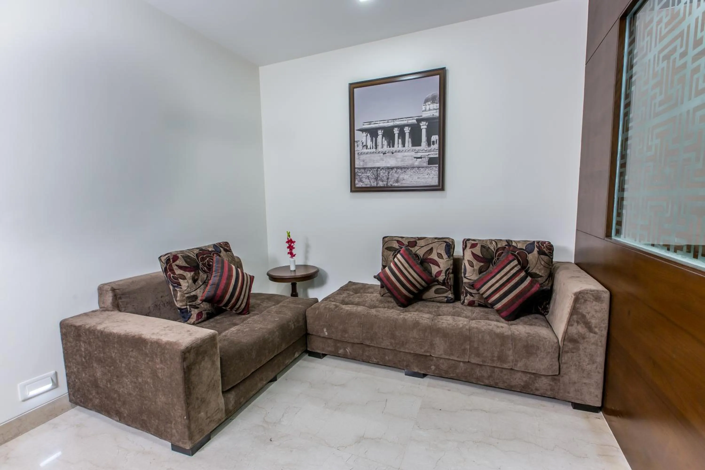 Bed in Clarks Inn Suites Gwalior