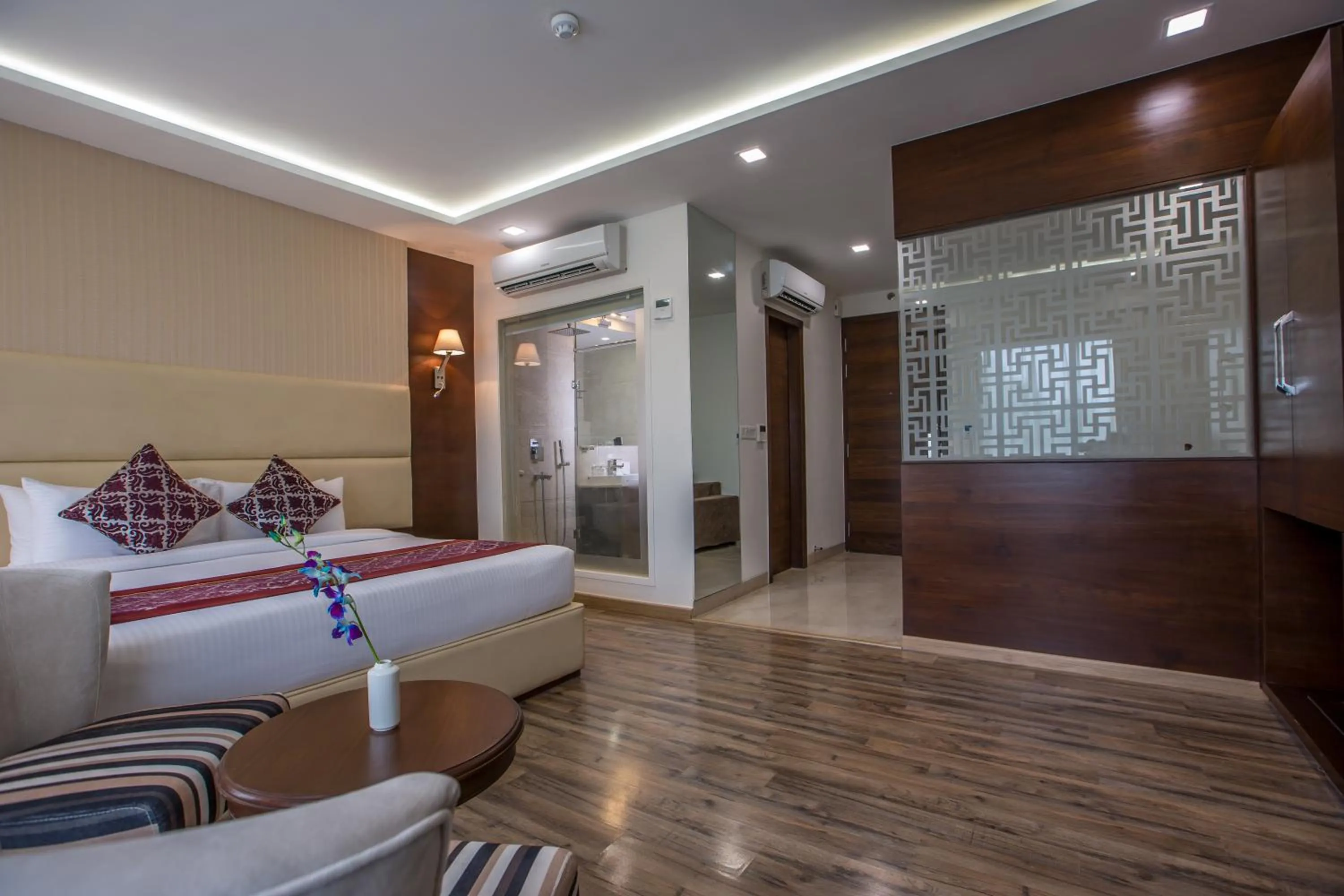 Bedroom in Clarks Inn Suites Gwalior