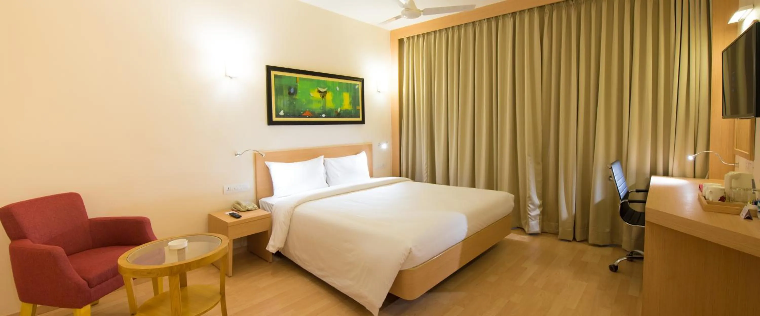Bed in Red Fox by Lemon Tree Hotels, Tiruchirappalli Trichy