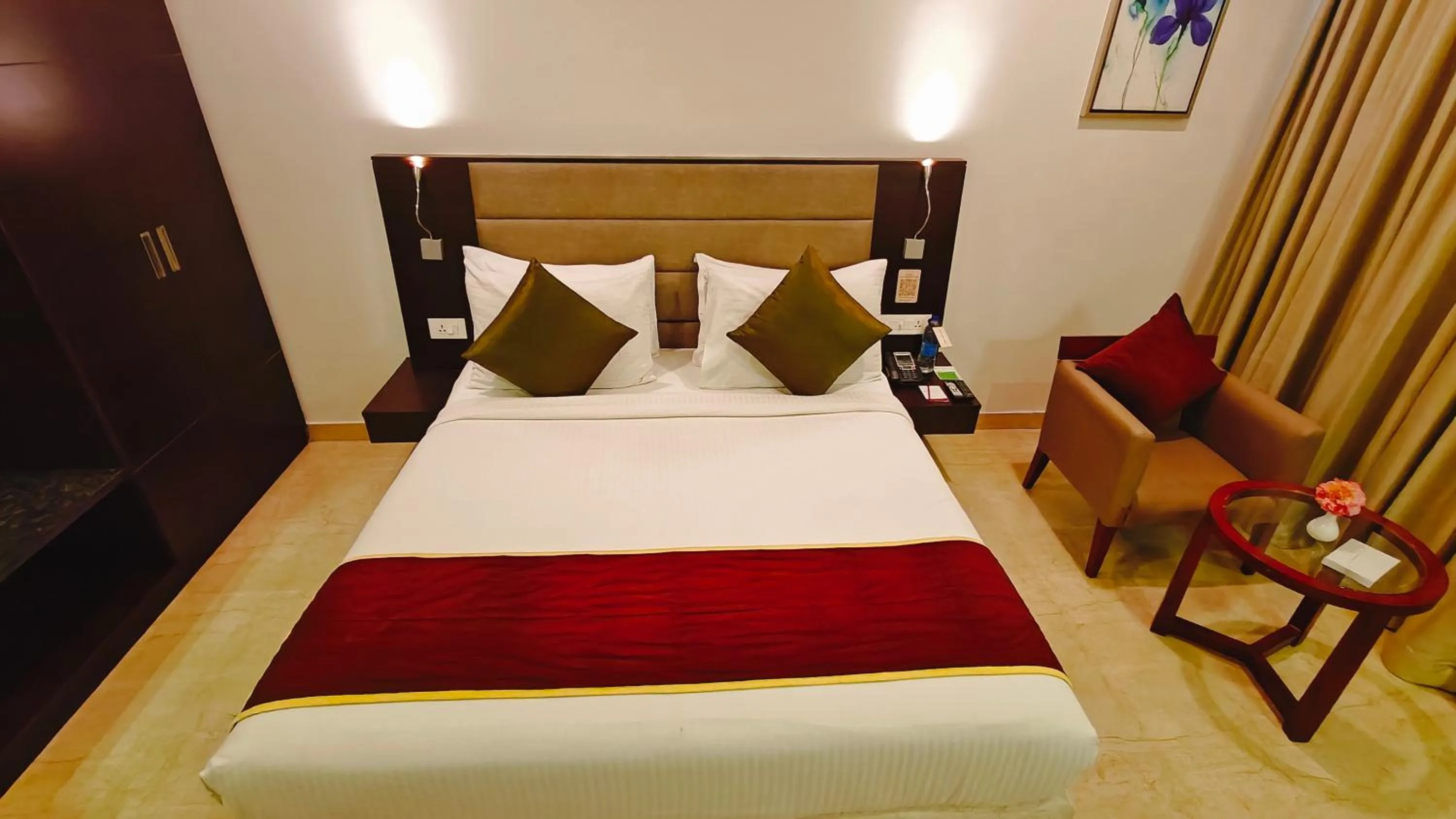 Bed in Khanna Fiesta - A Bergamont Hotel, Vellore