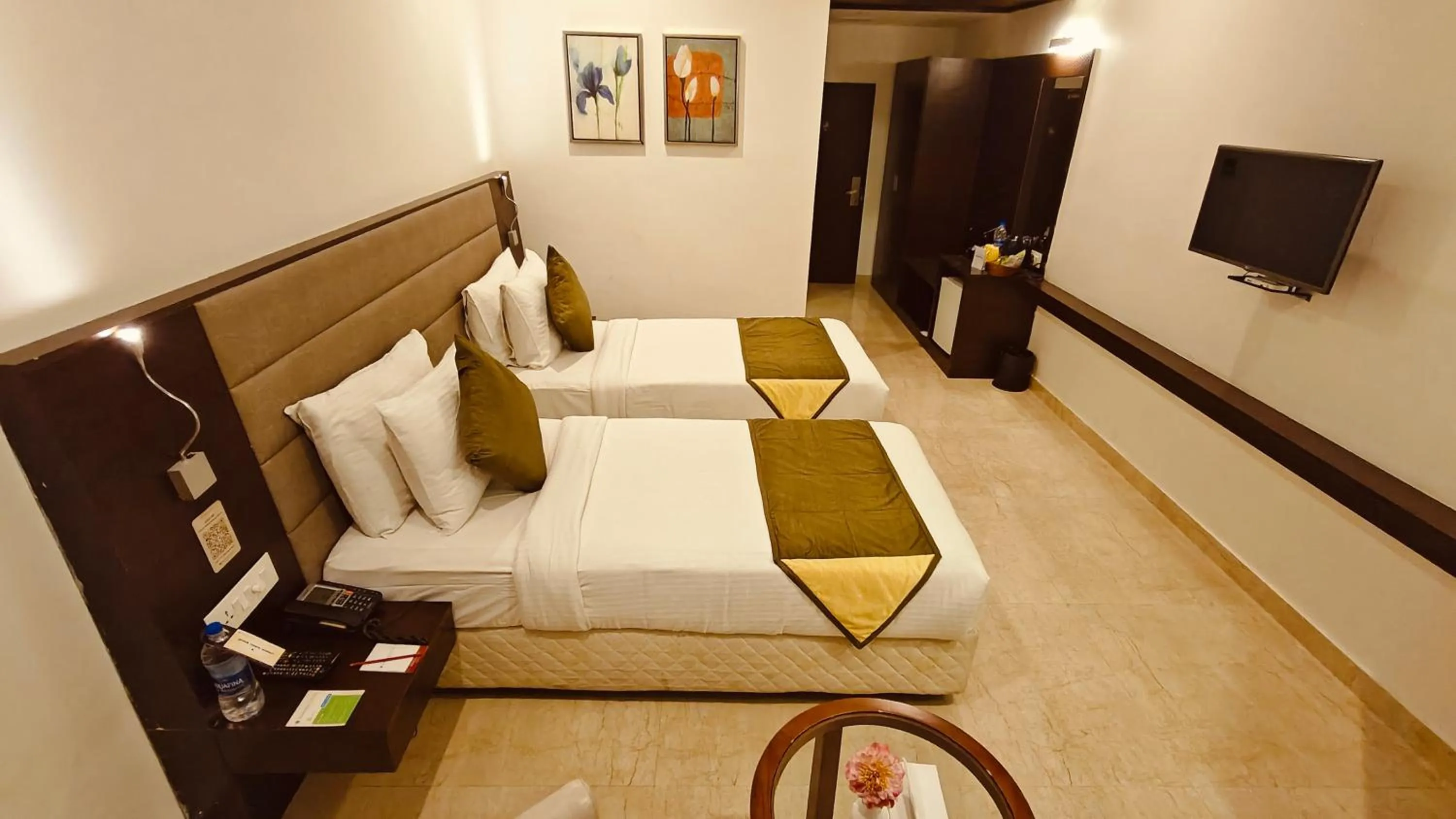 Bed in Khanna Fiesta - A Bergamont Hotel, Vellore