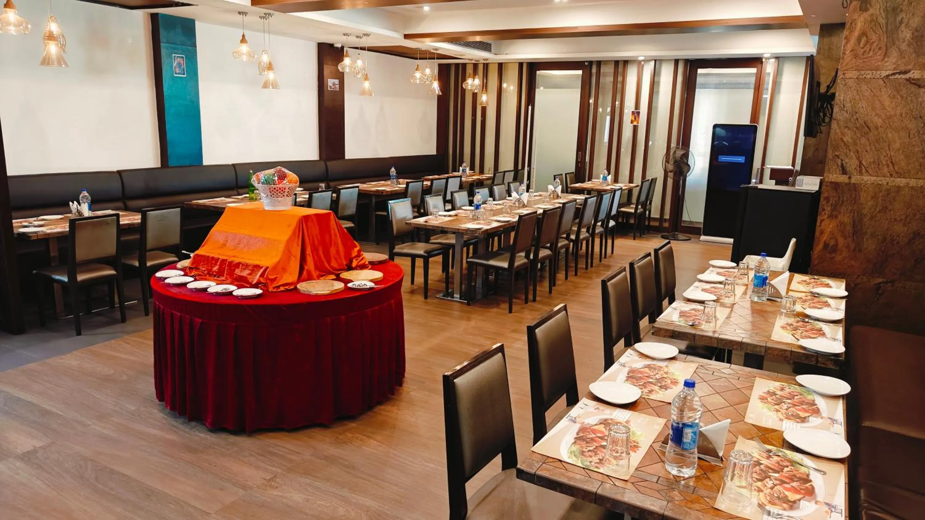 Restaurant/places to eat in Khanna Fiesta - A Bergamont Hotel, Vellore