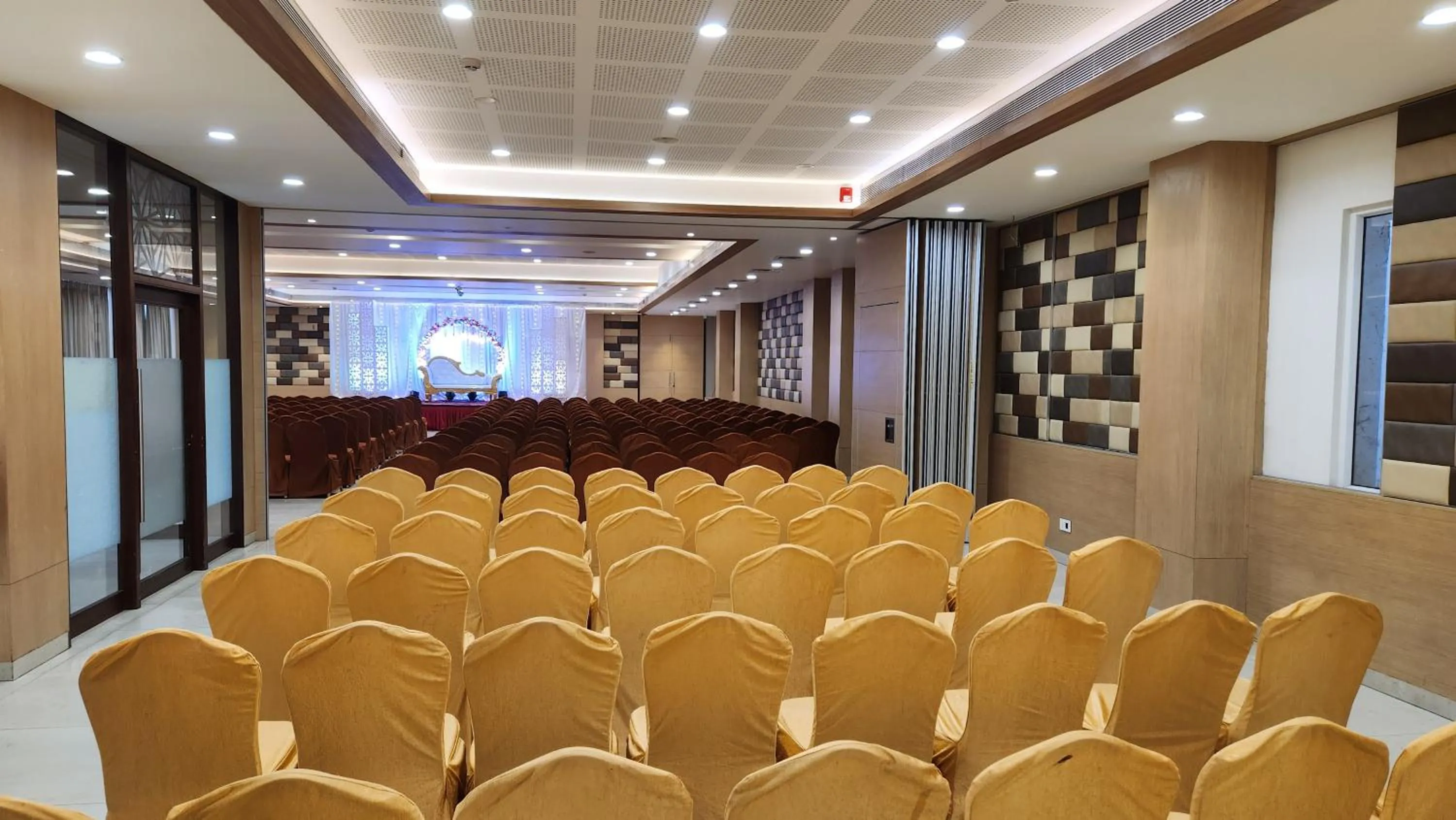 Banquet/Function facilities in Khanna Fiesta - A Bergamont Hotel, Vellore