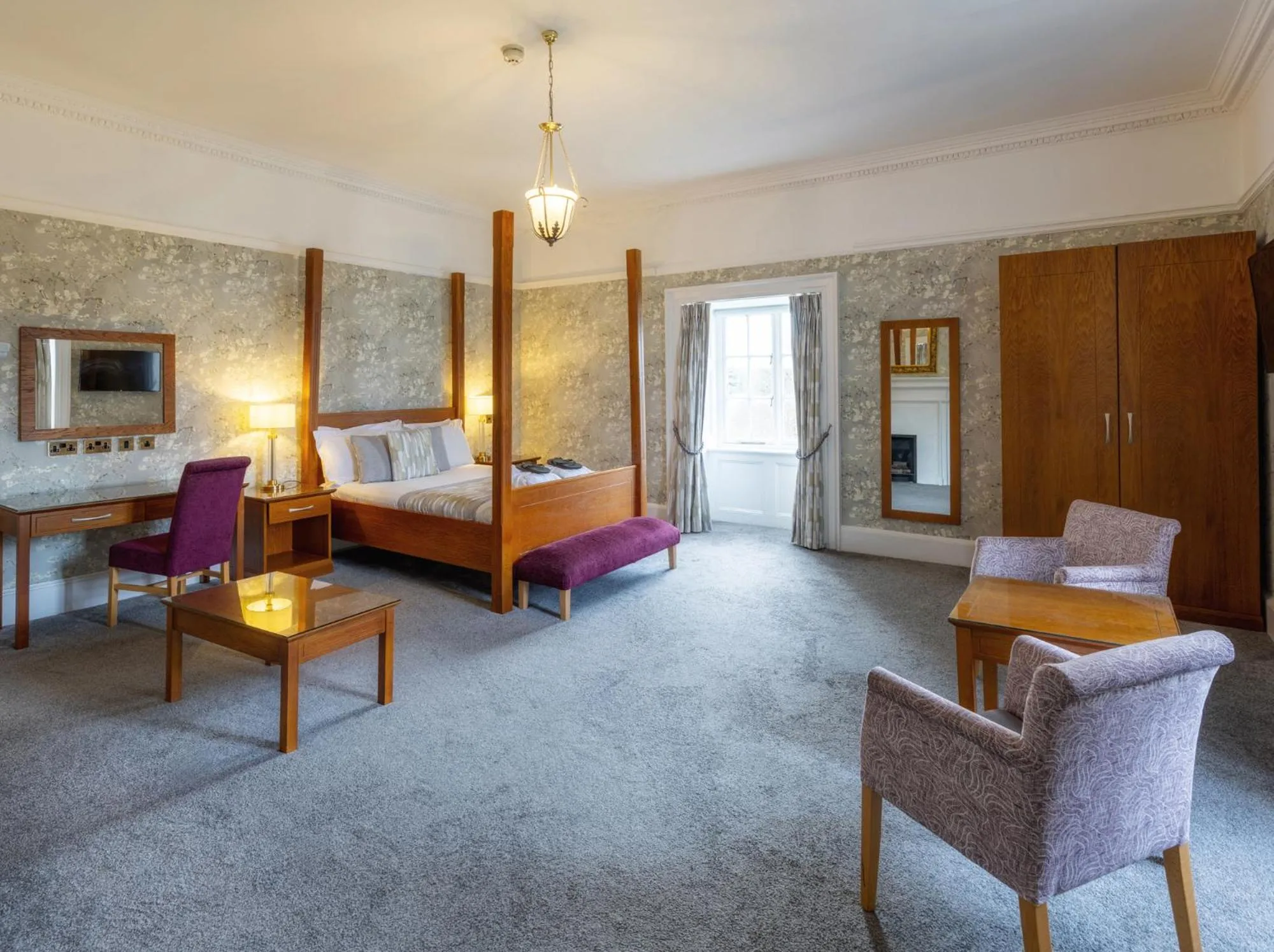 Bedroom, Bed in Hazlewood Castle & Spa