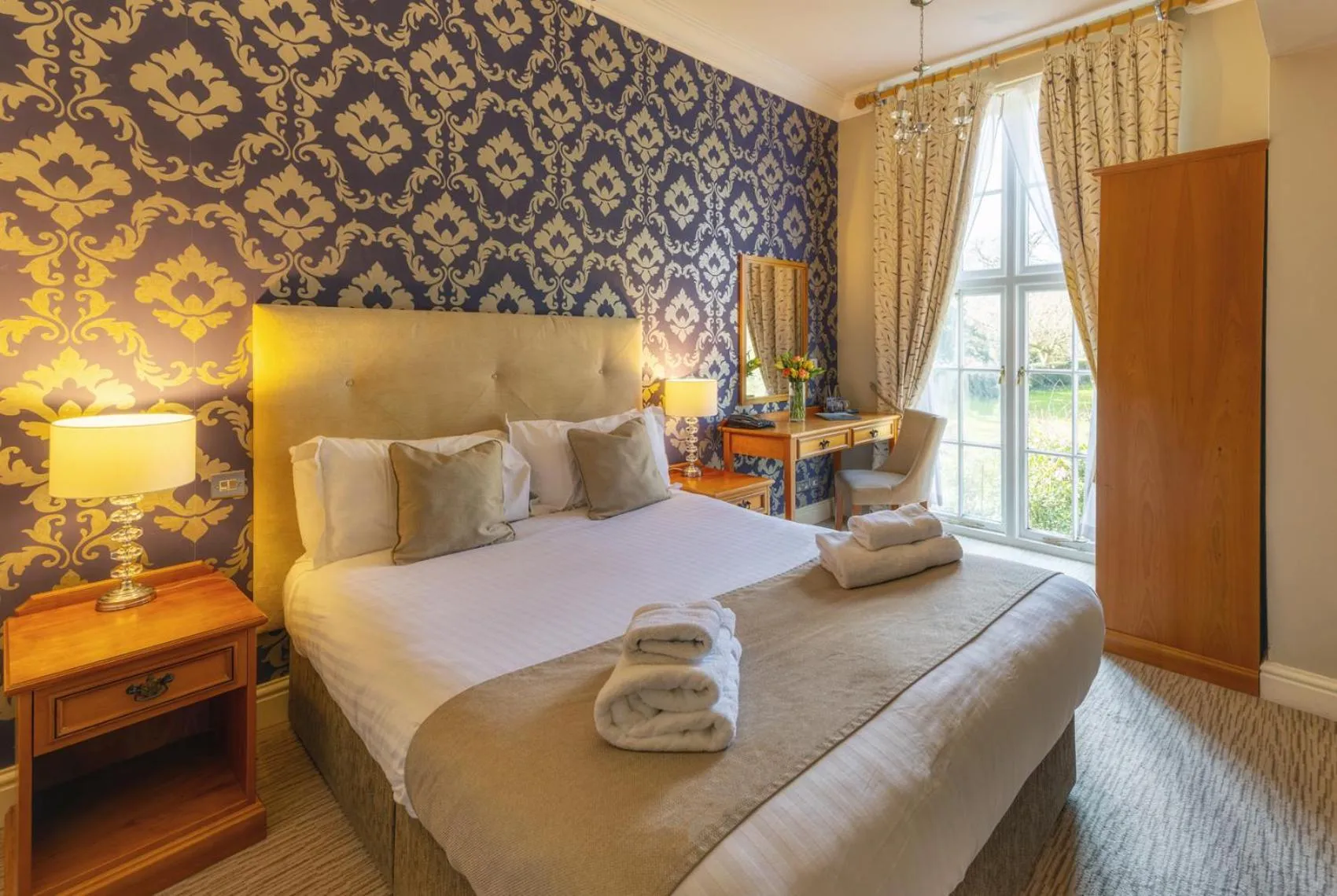 Bedroom, Bed in Hazlewood Castle & Spa