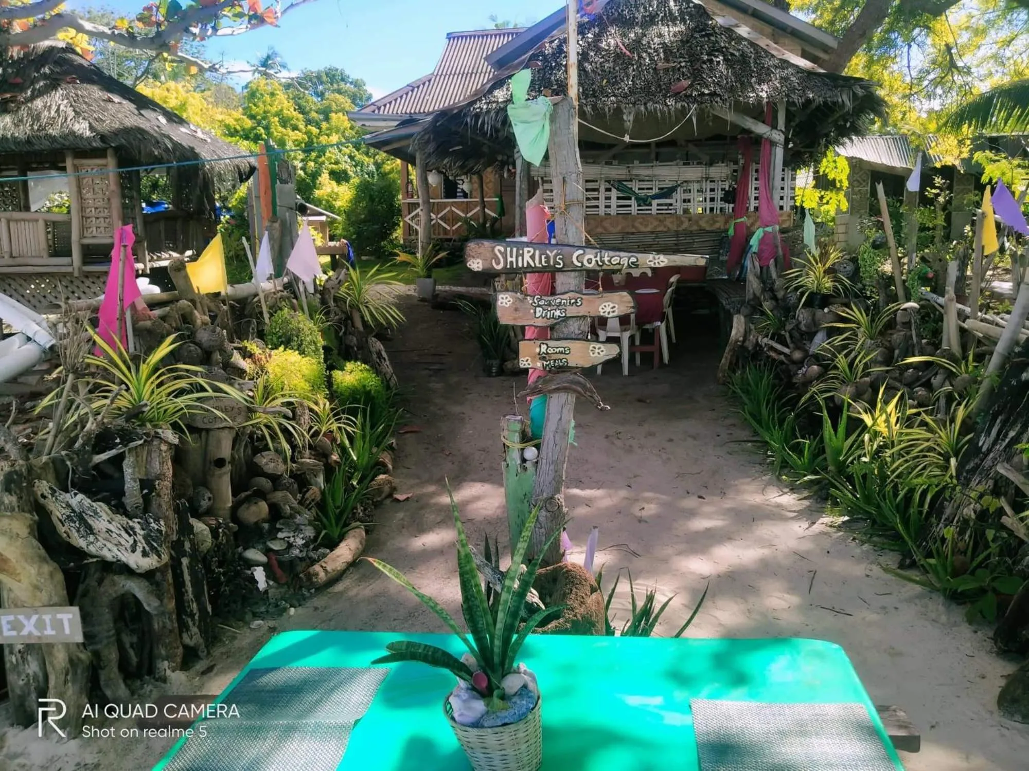 Breakfast in Shirley's Cottage - Pamilacan Island